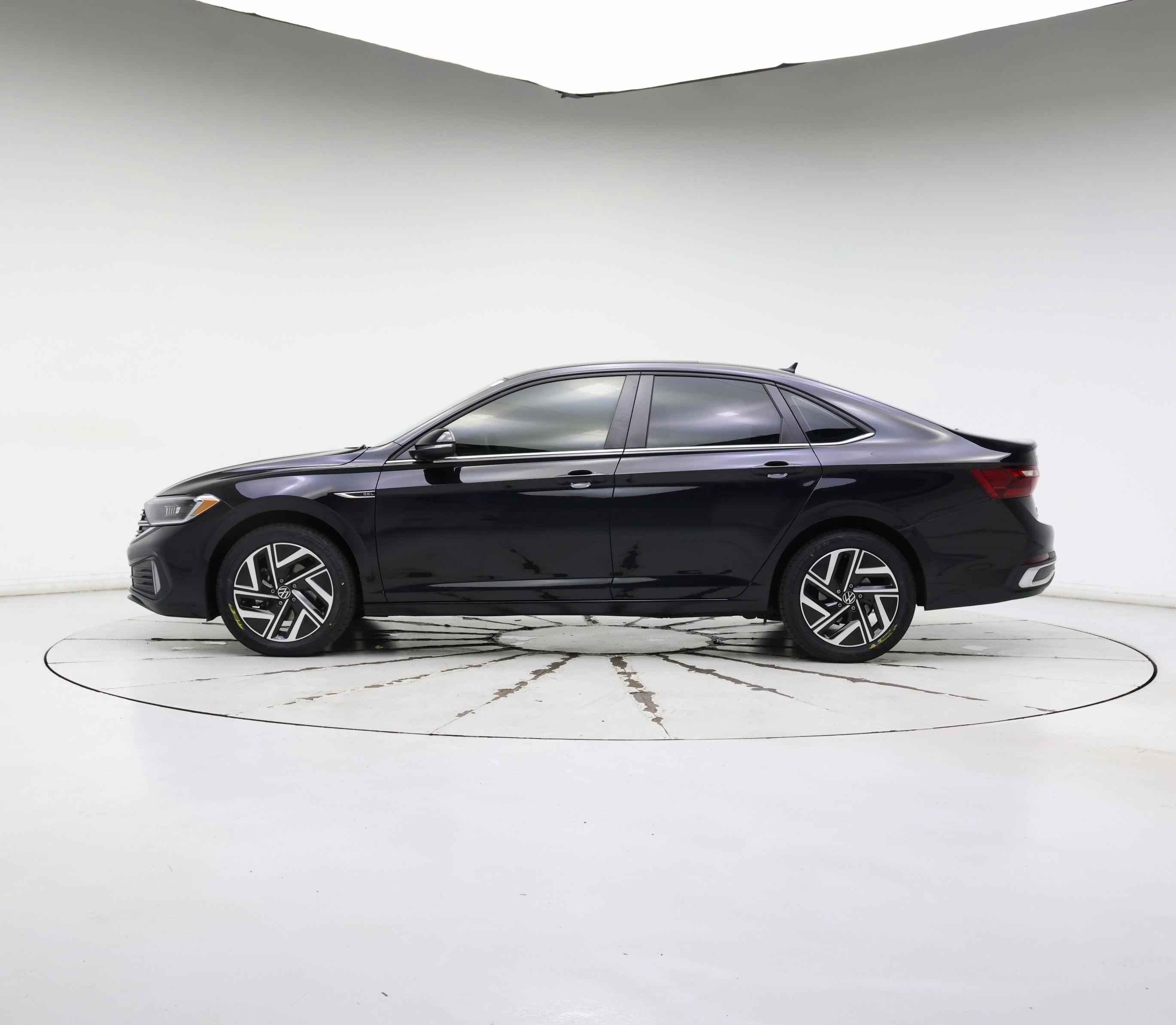 Thumbnail: 2022 Volkswagen Jetta - 3