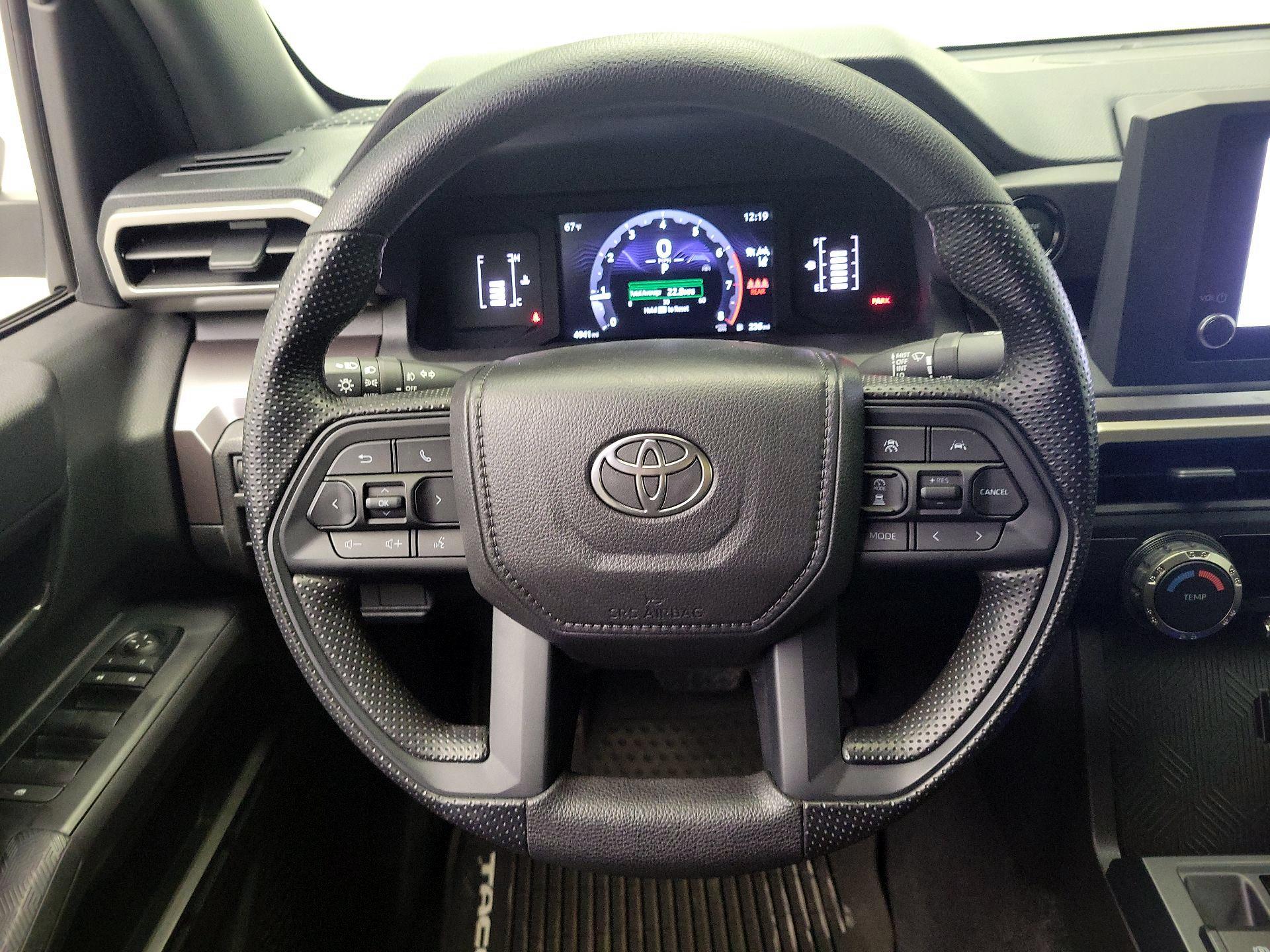 Thumbnail: 2025 Toyota Tacoma - 10