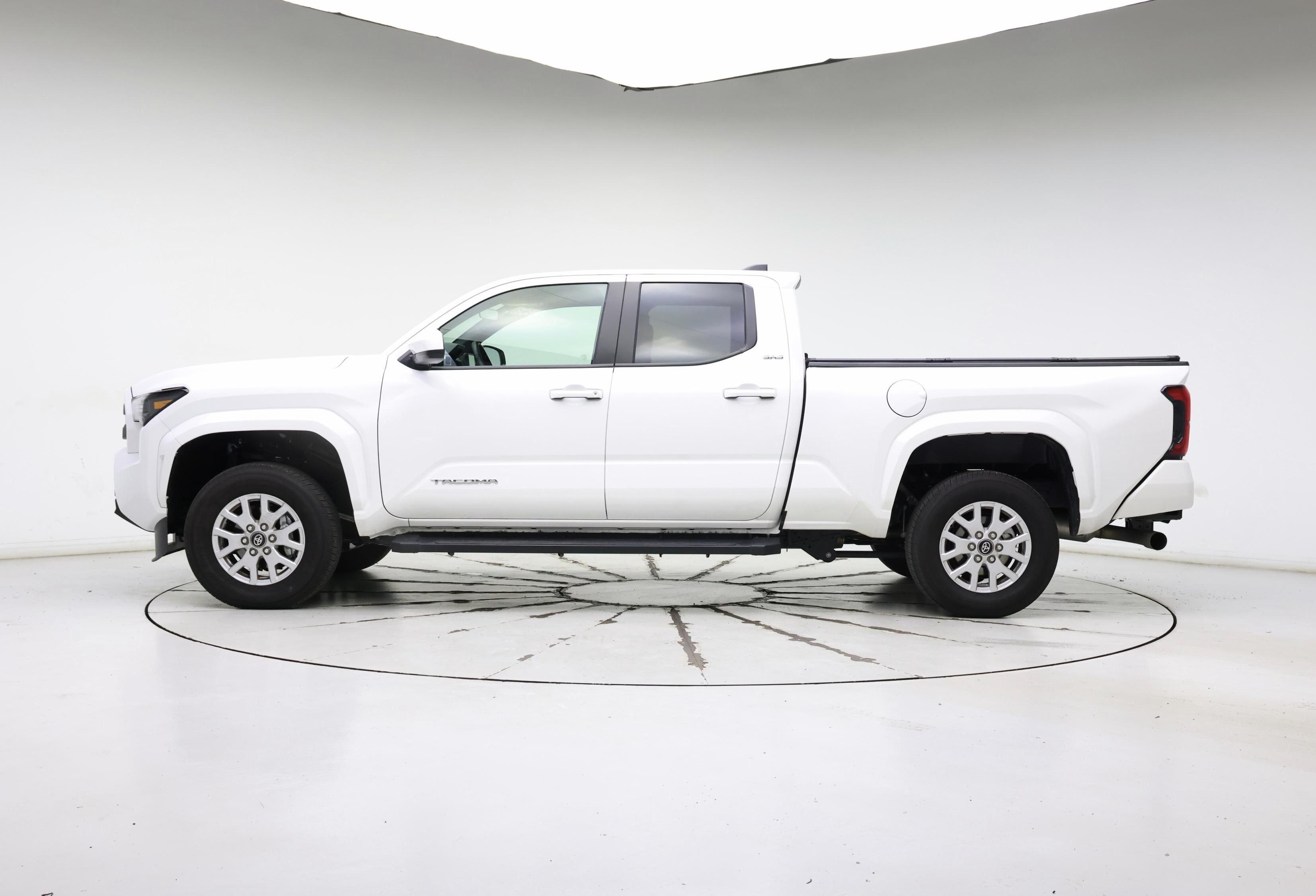 Thumbnail: 2025 Toyota Tacoma - 3