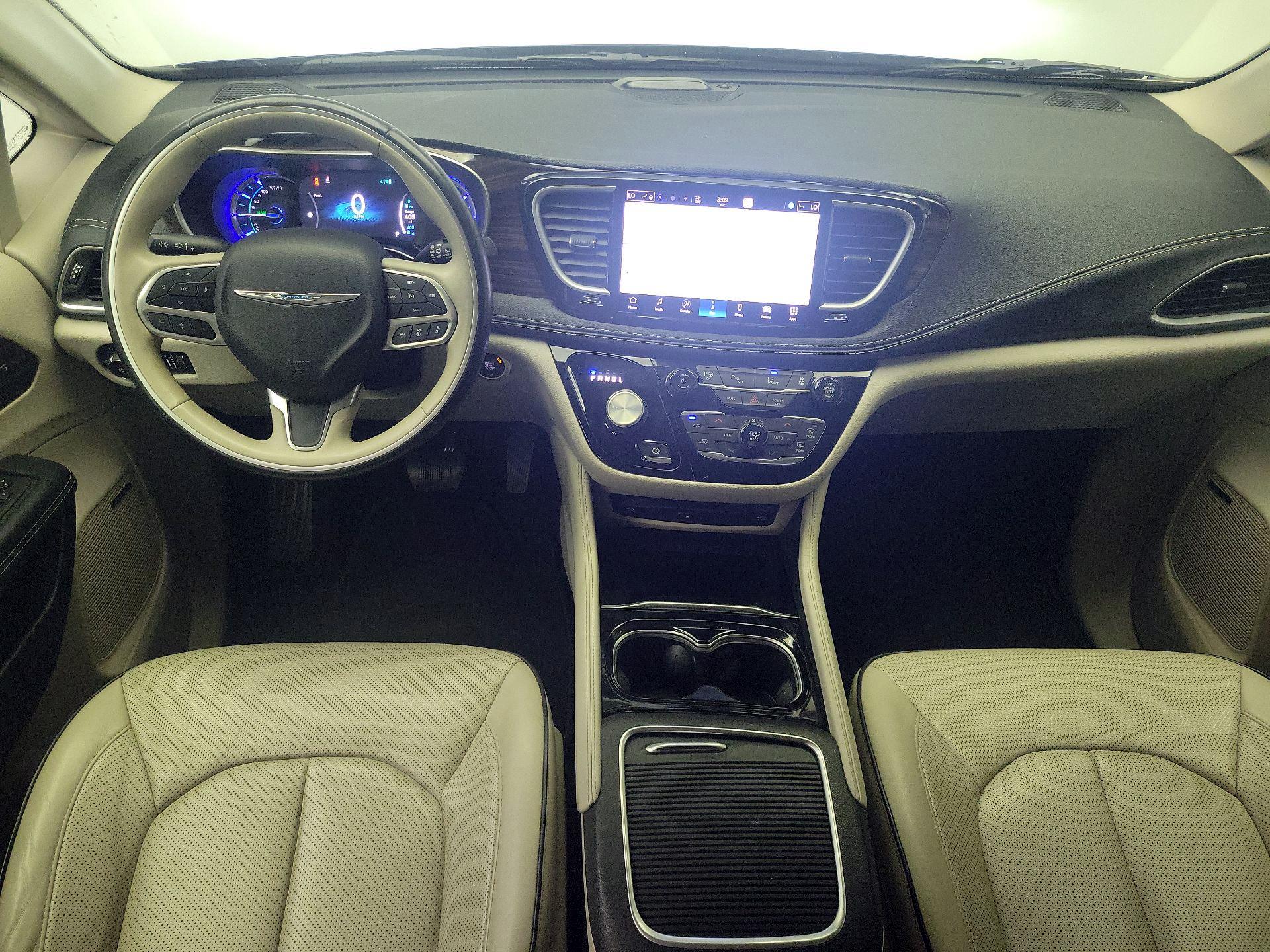Thumbnail: 2021 Chrysler Pacifica - 9