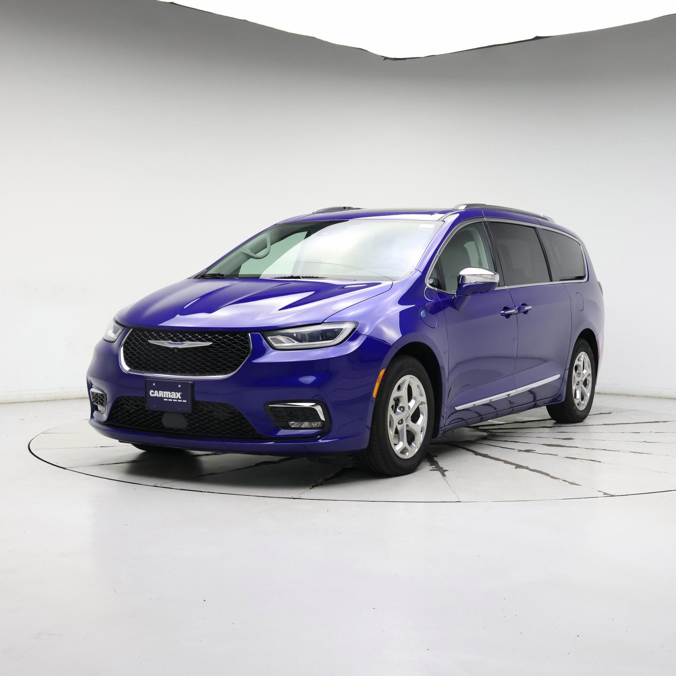 Thumbnail: 2021 Chrysler Pacifica - 4