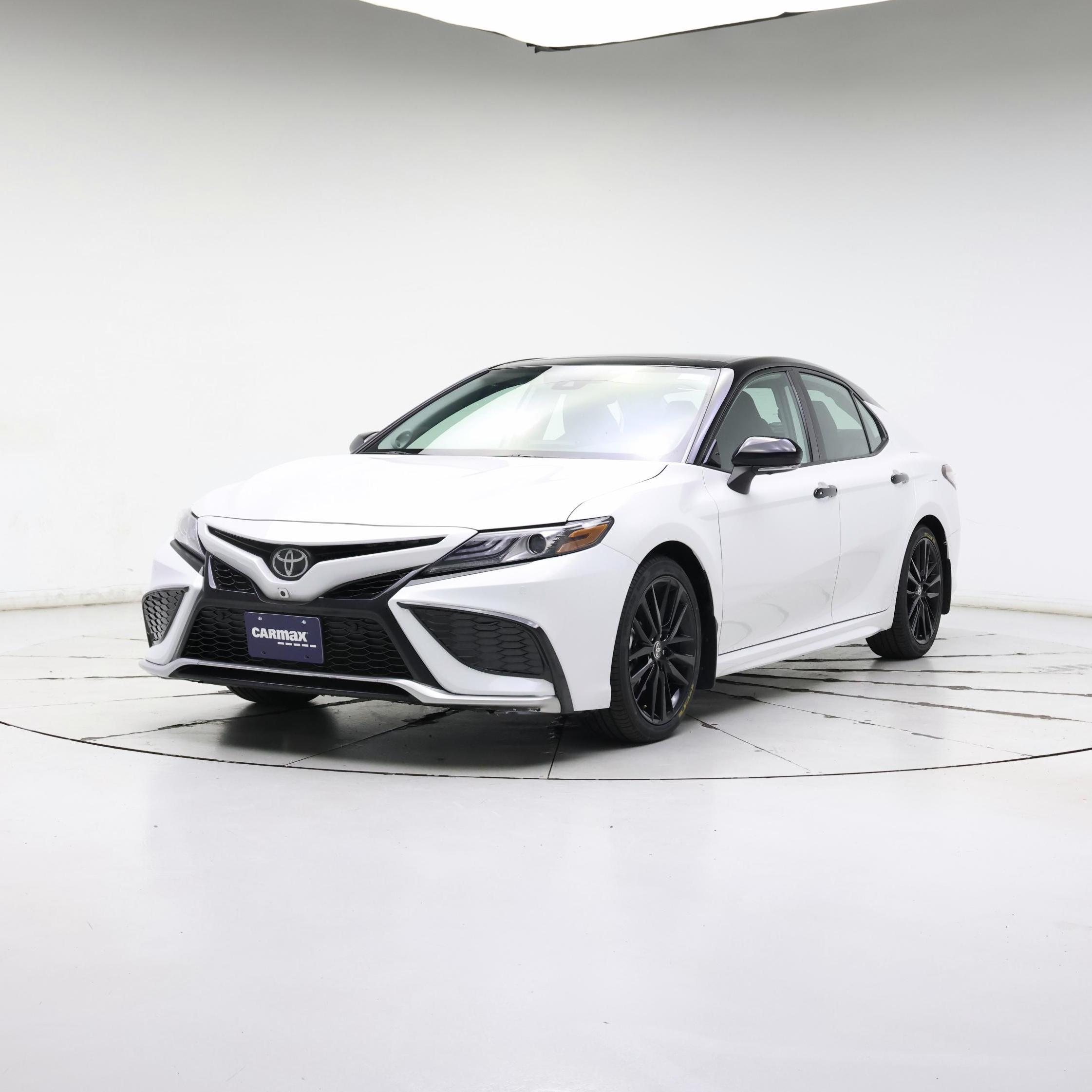 Thumbnail: 2023 Toyota Camry - 4