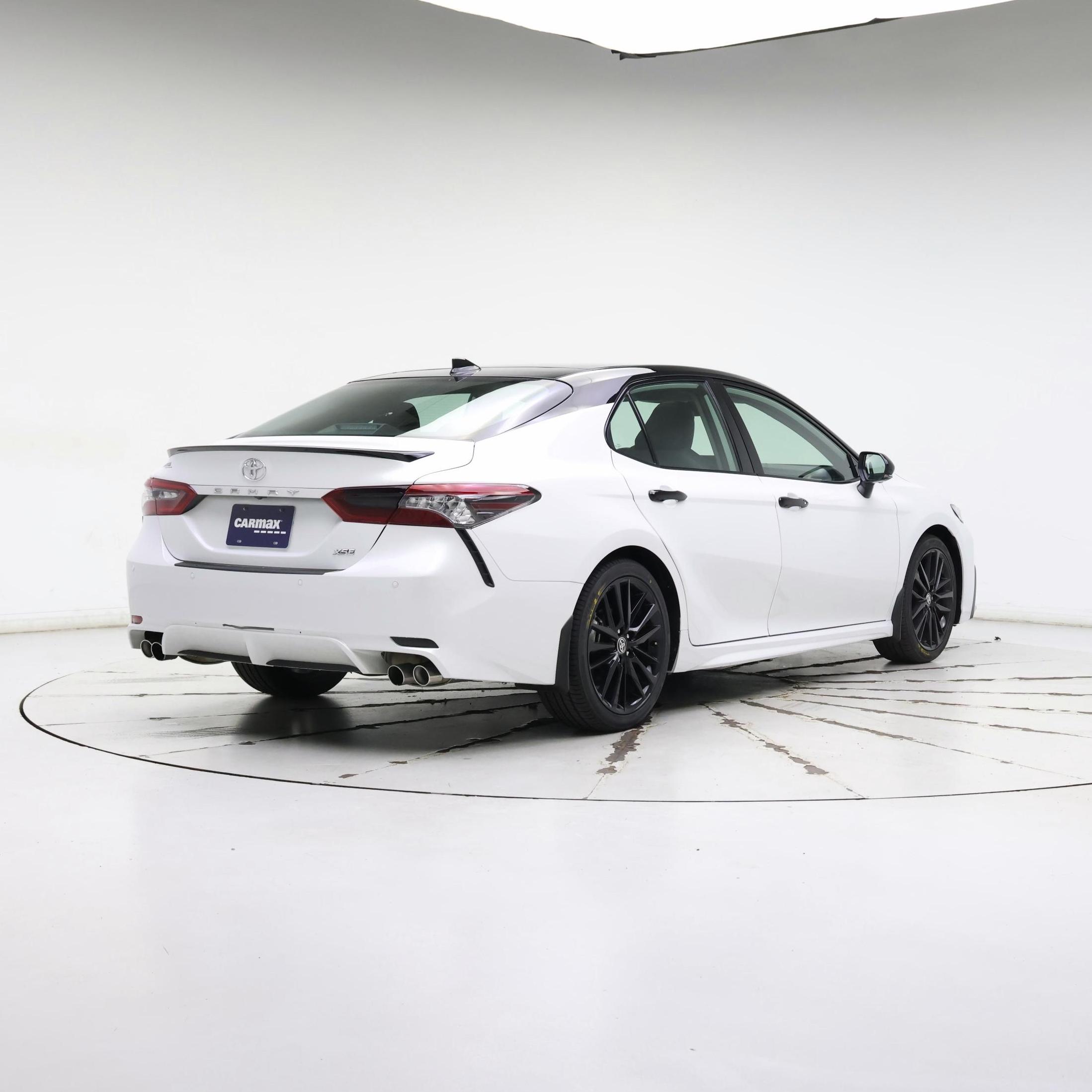 Thumbnail: 2023 Toyota Camry - 8