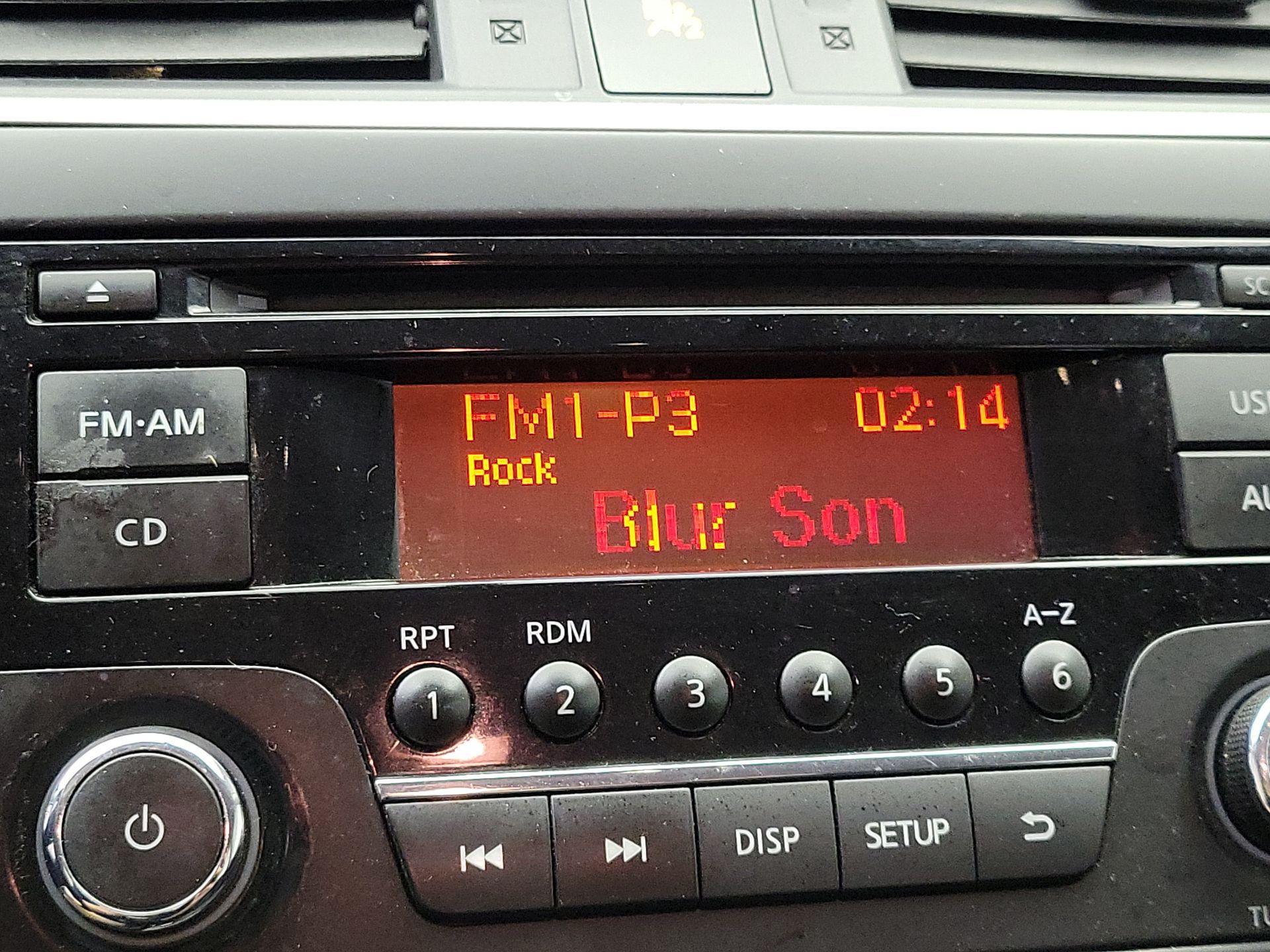 Thumbnail: 2015 Nissan Sentra - 14