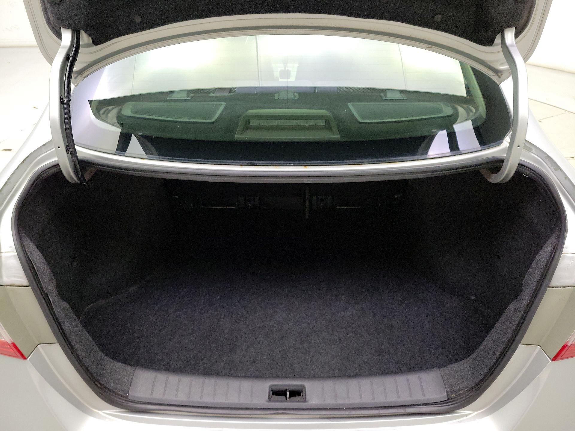 Thumbnail: 2015 Nissan Sentra - 19