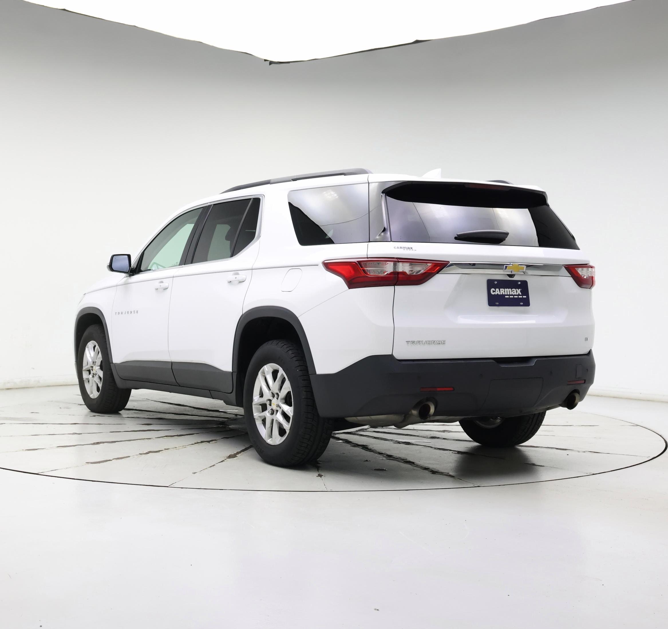 Thumbnail: 2020 Chevrolet Traverse - 2