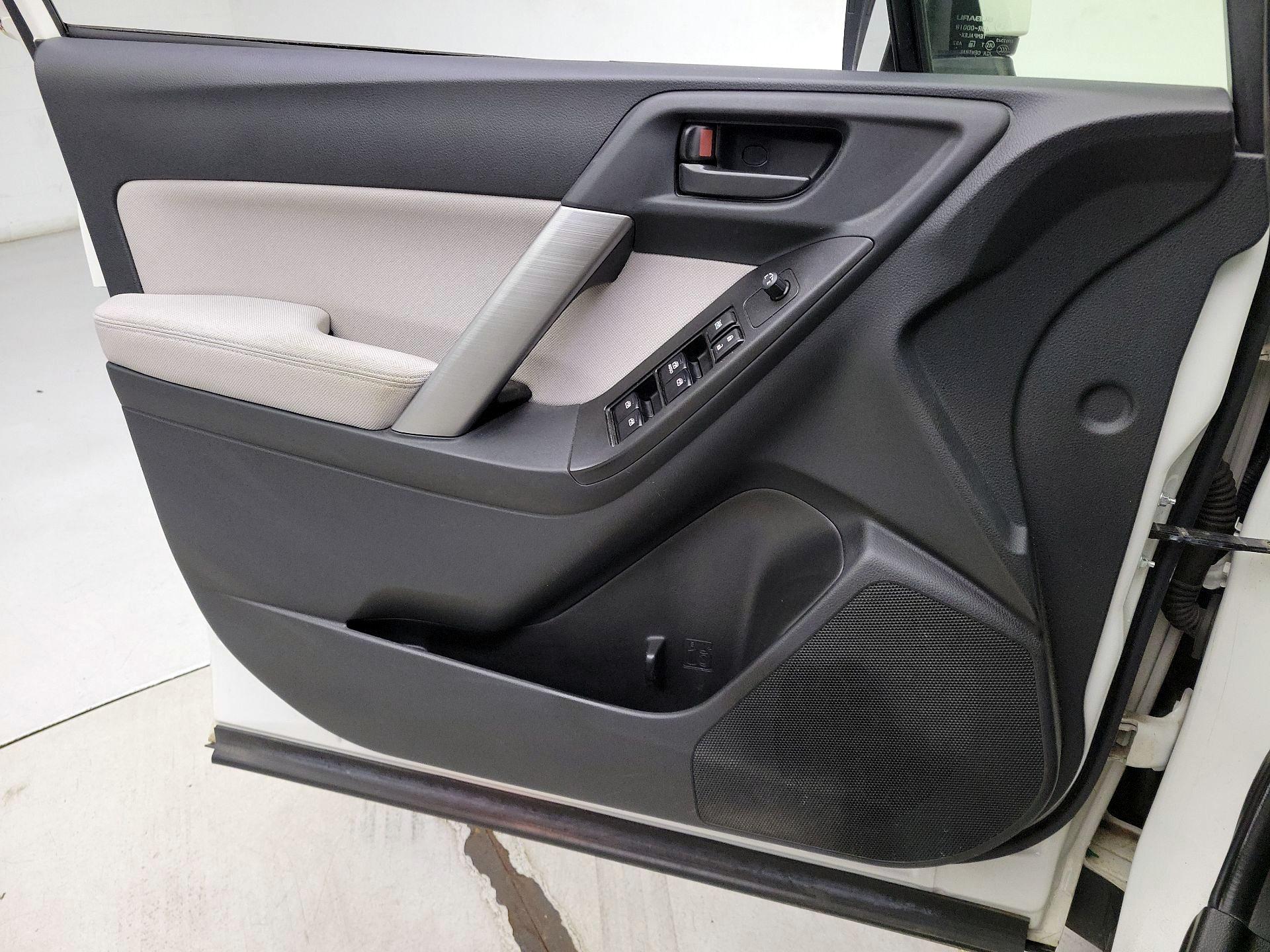 Thumbnail: 2014 Subaru Forester - 12
