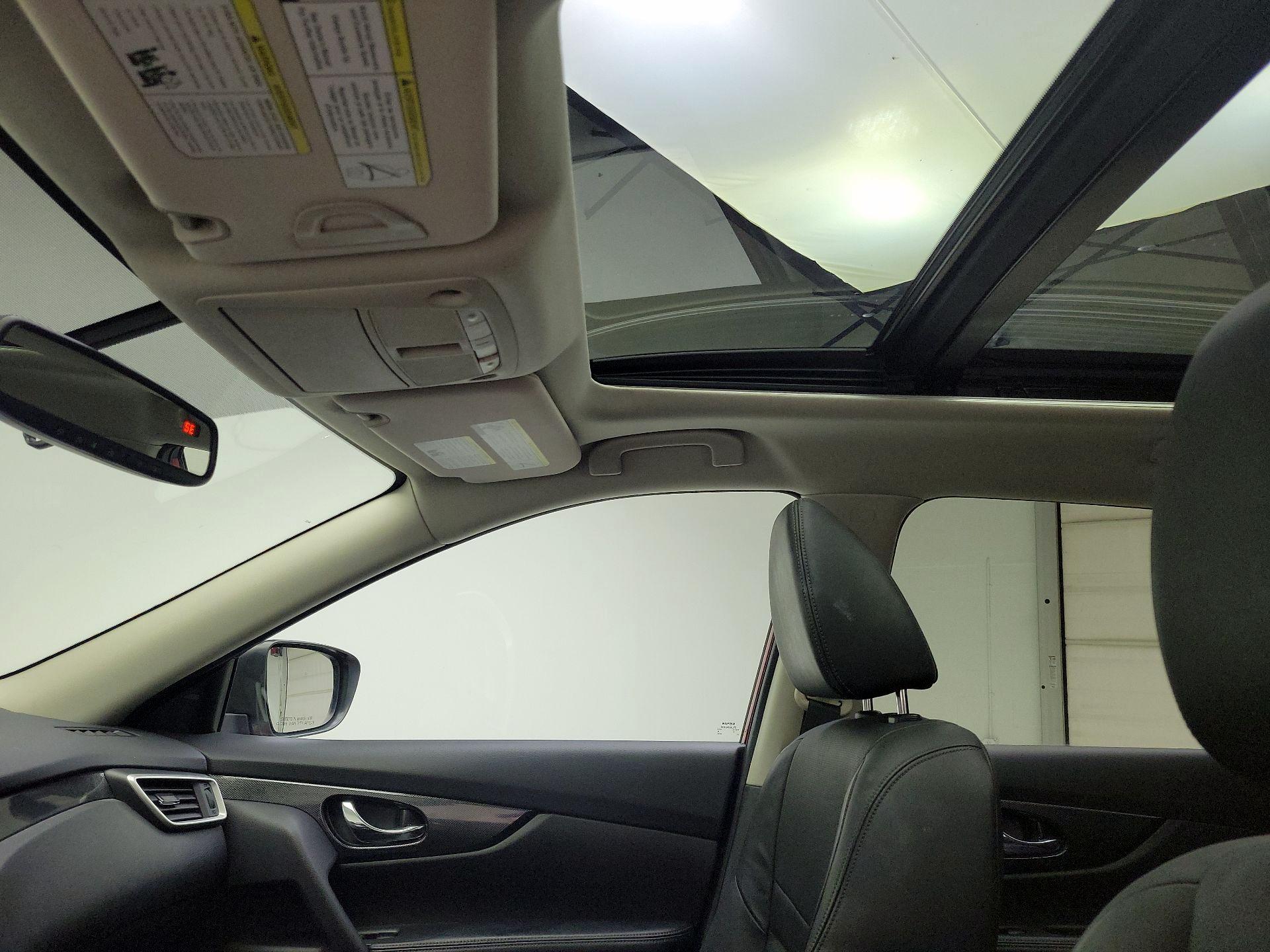Thumbnail: 2014 Nissan Rogue - 20