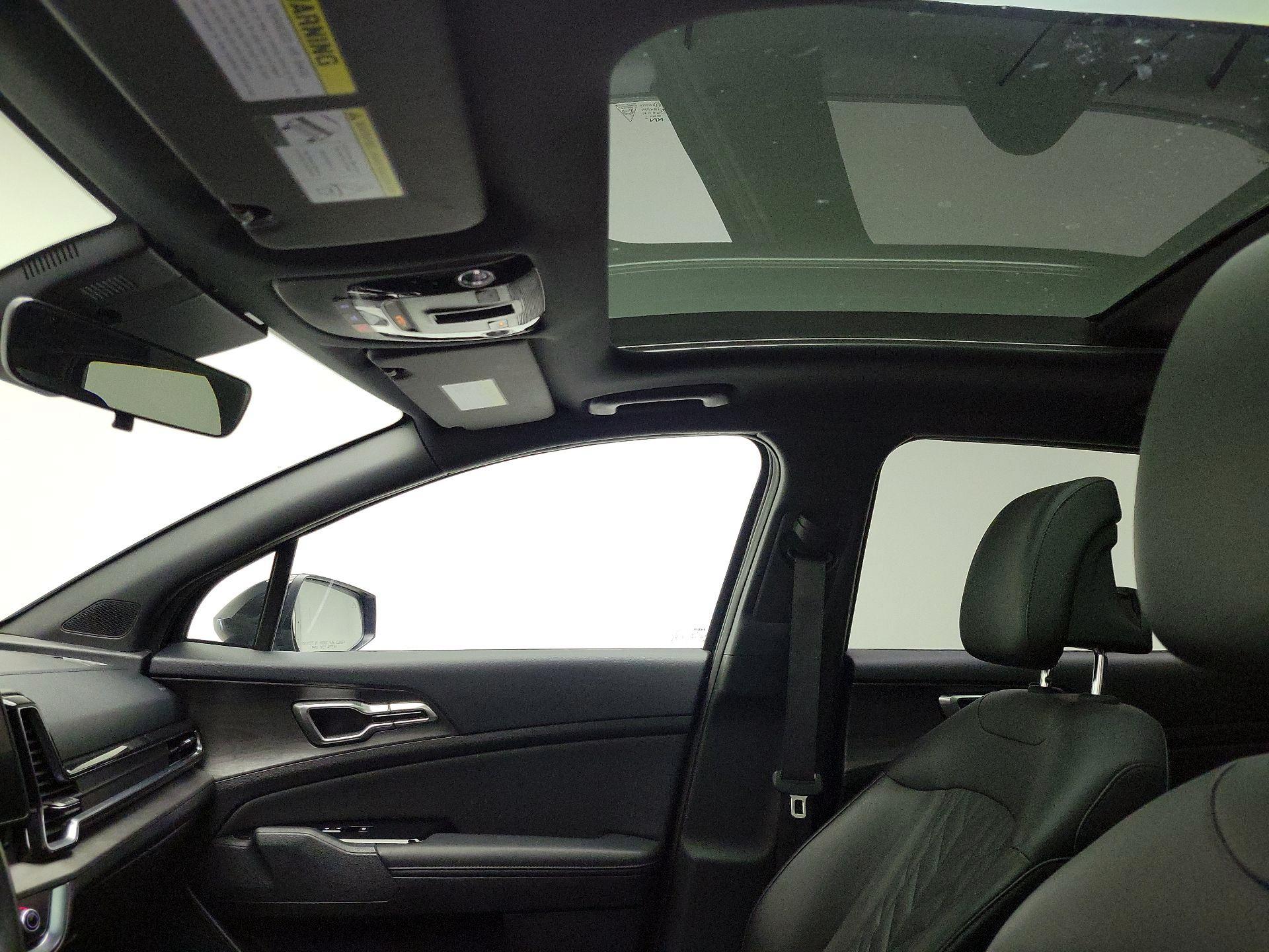 Thumbnail: 2023 Kia Sportage - 20