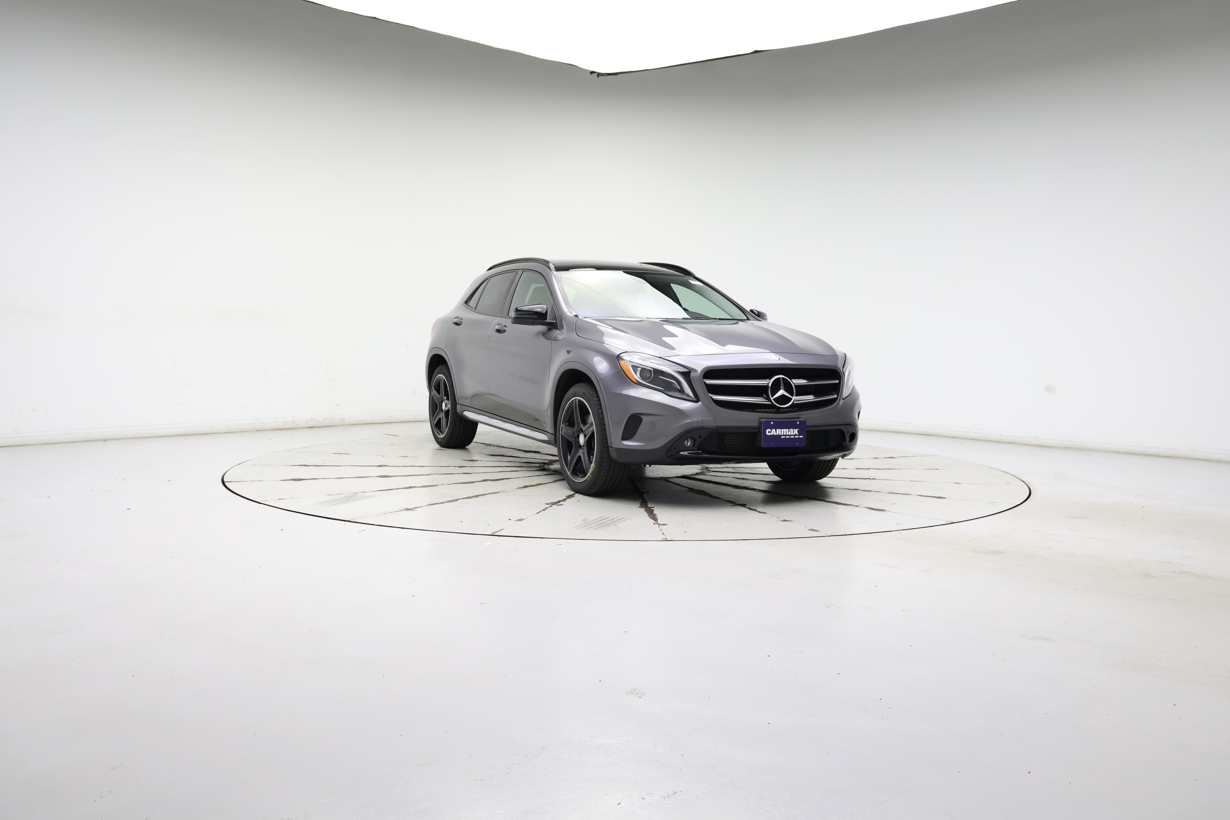 Thumbnail: 2017 Mercedes-Benz GLA - 1