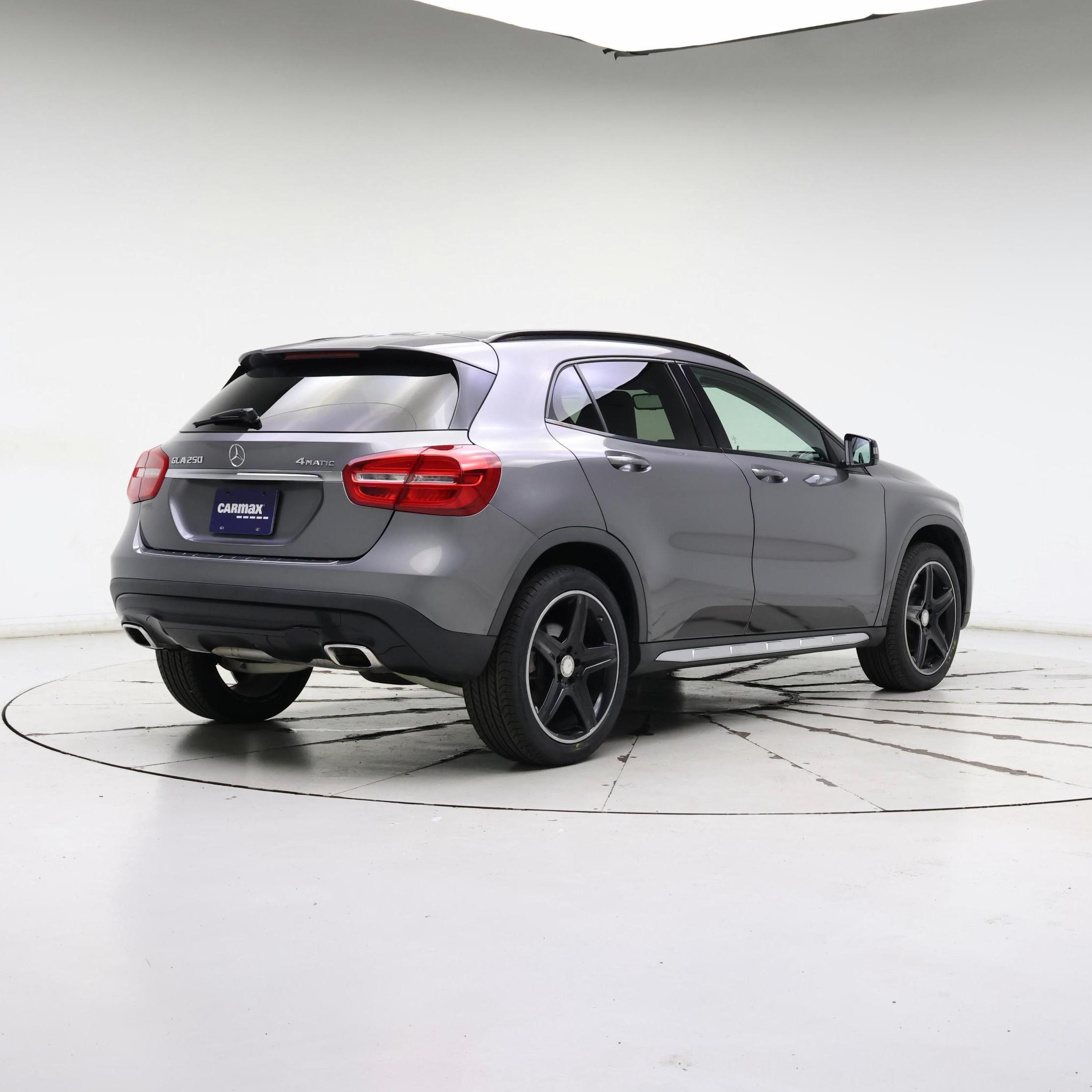 Thumbnail: 2017 Mercedes-Benz GLA - 8