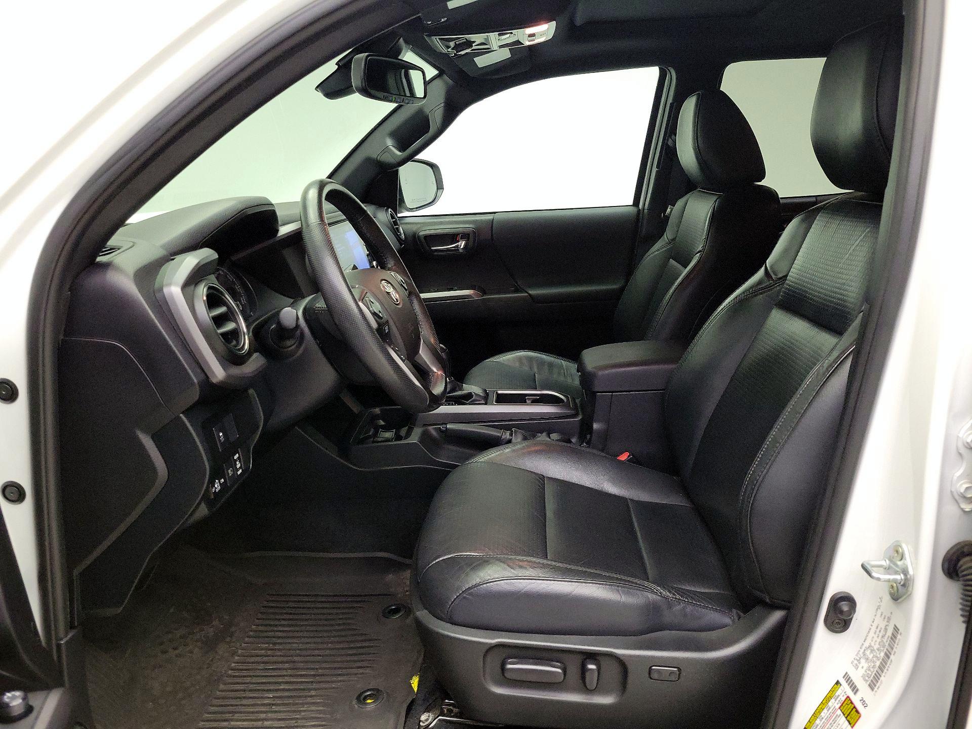 Thumbnail: 2021 Toyota Tacoma - 11