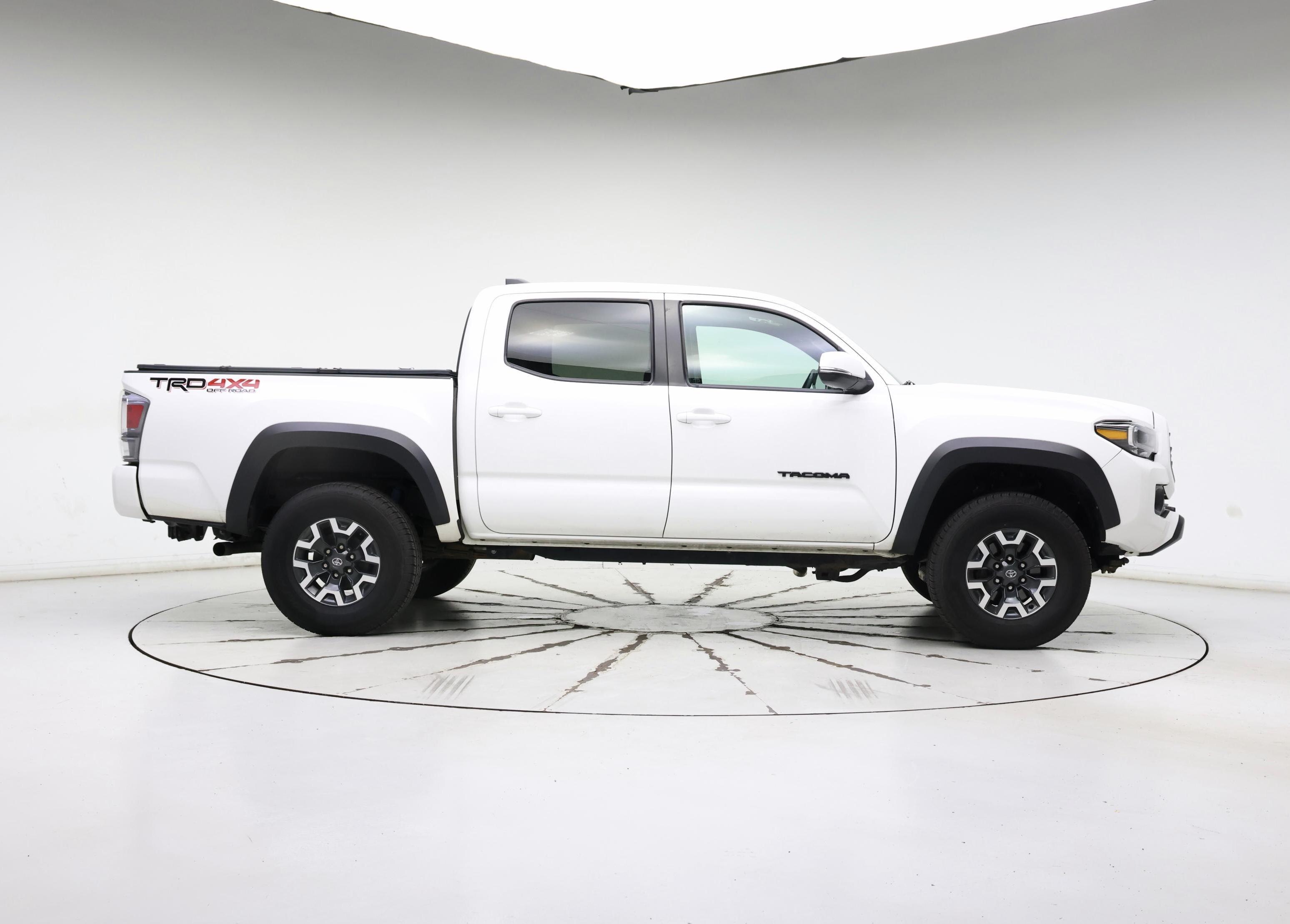Thumbnail: 2021 Toyota Tacoma - 7