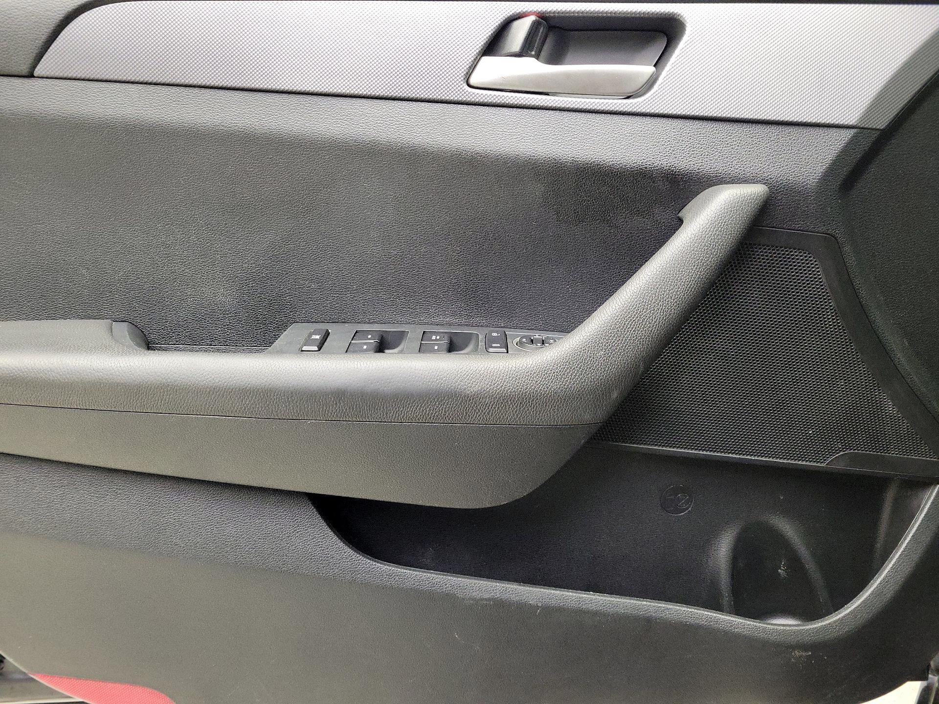 Thumbnail: 2018 Hyundai Sonata - 12