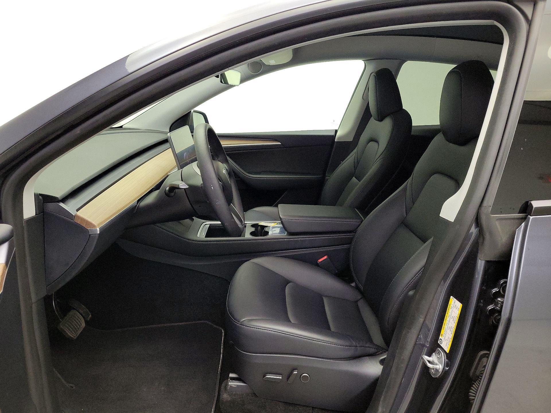 Thumbnail: 2023 Tesla Model Y - 9