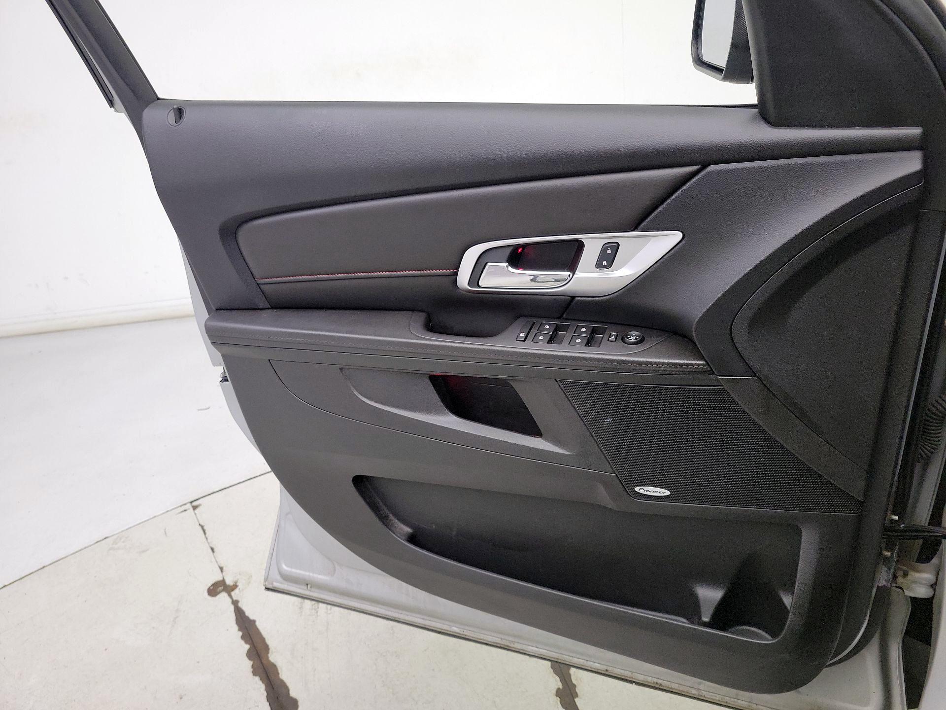 Thumbnail: 2016 GMC Terrain - 12