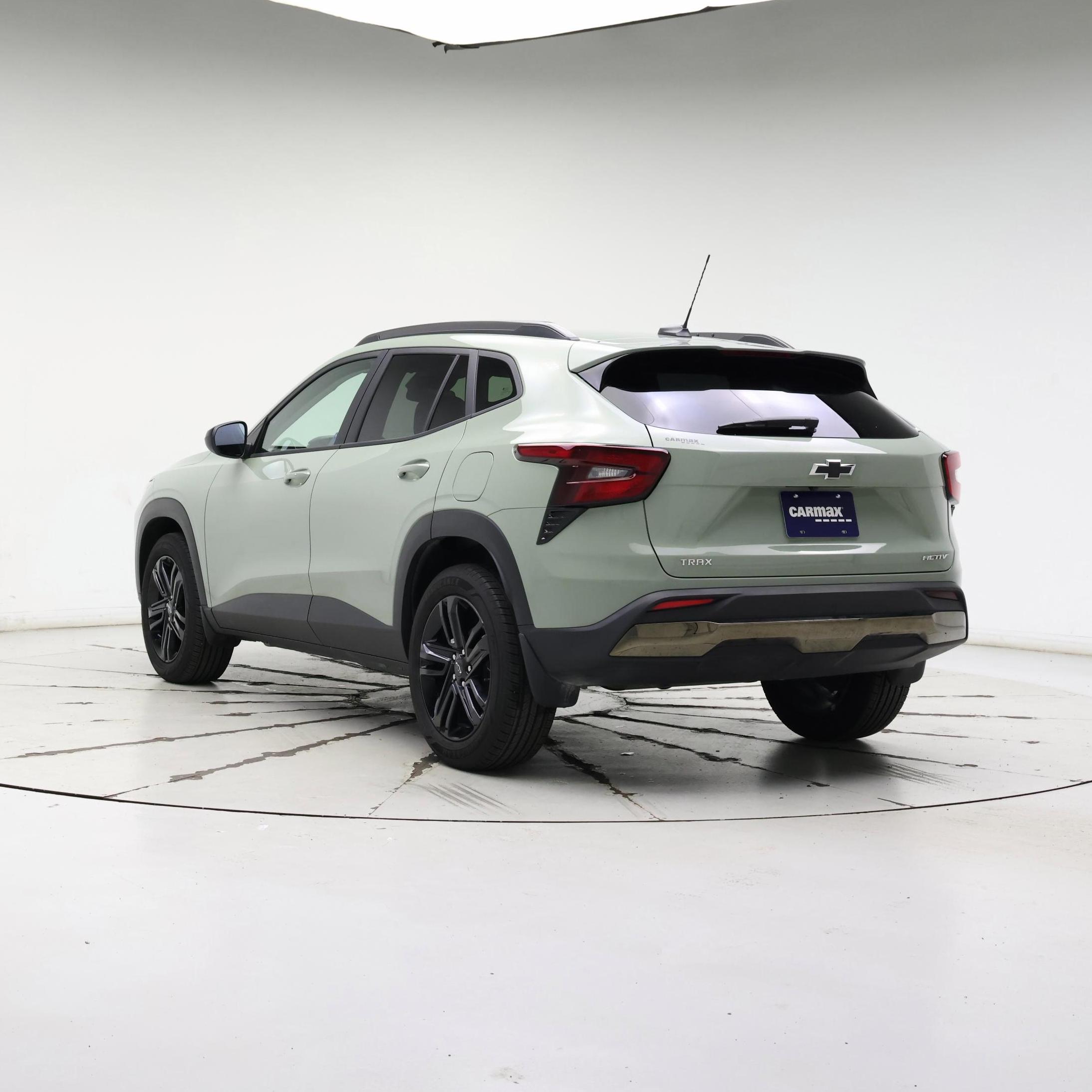 Thumbnail: 2025 Chevrolet Trax - 2