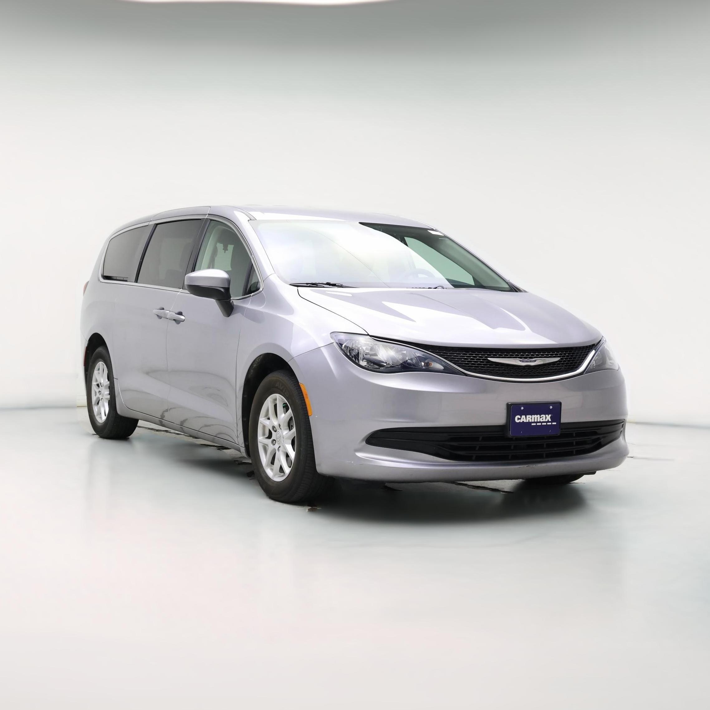 Thumbnail: 2020 Chrysler Voyager - 1