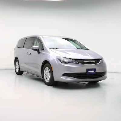 2020 Chrysler Voyager L