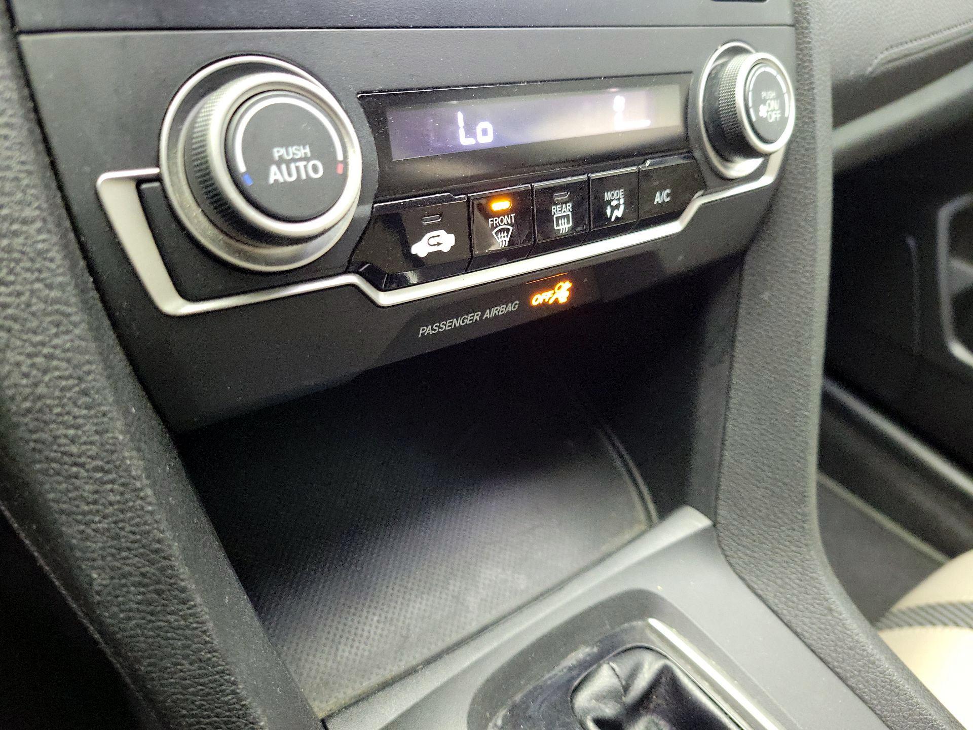 Thumbnail: 2017 Honda Civic - 16