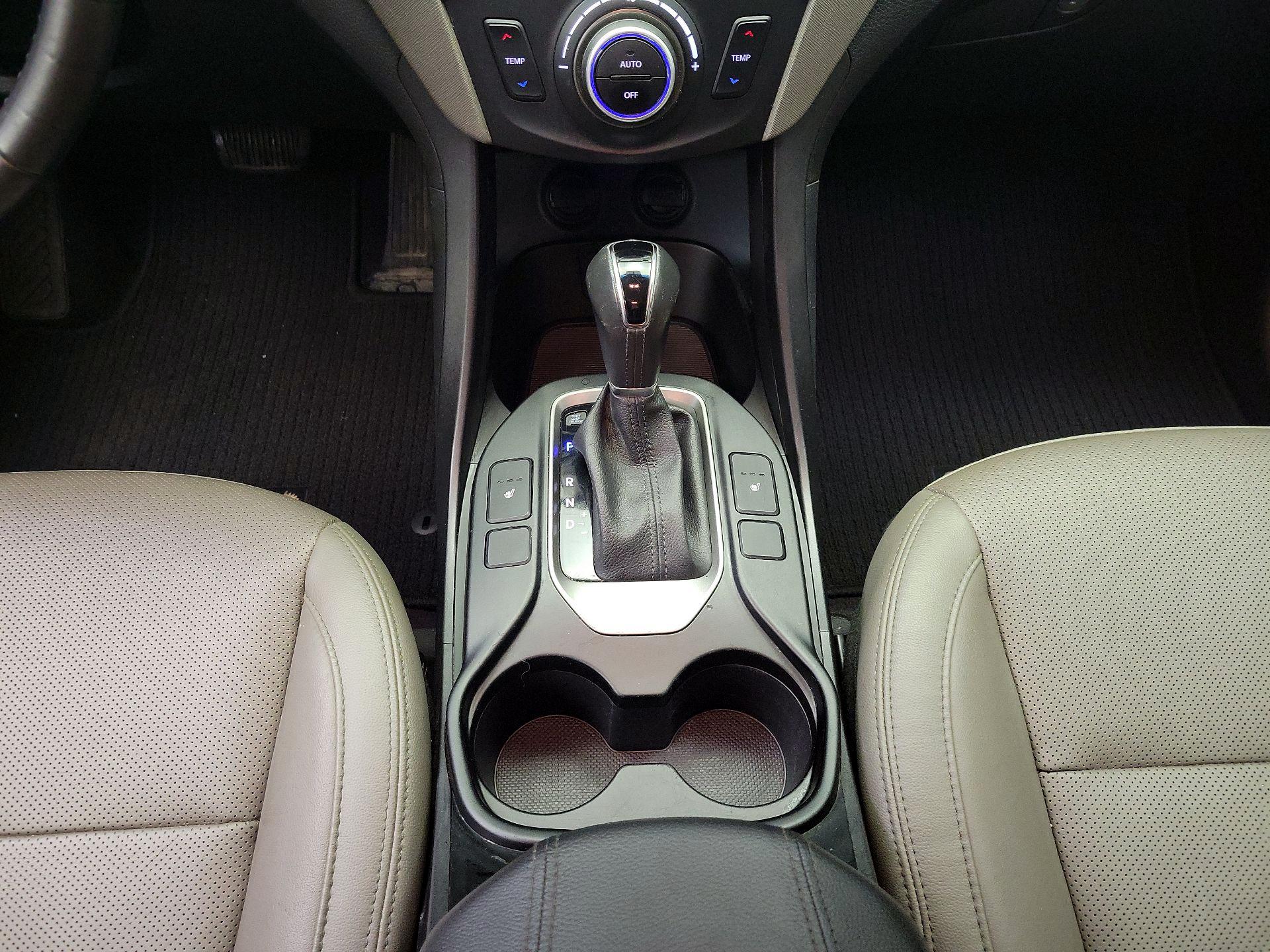 Thumbnail: 2018 Hyundai Santa Fe - 17