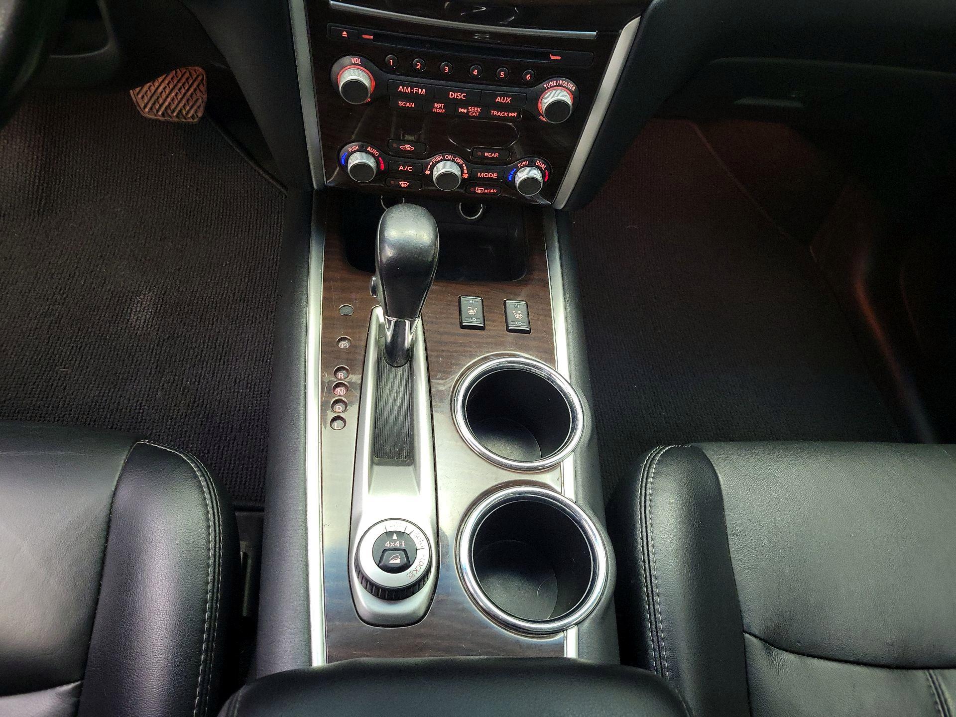 Thumbnail: 2015 Nissan Pathfinder - 17