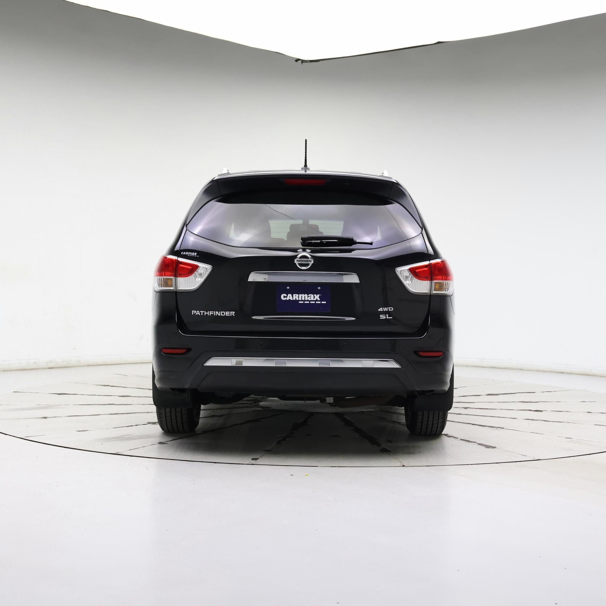 Thumbnail: 2015 Nissan Pathfinder - 6