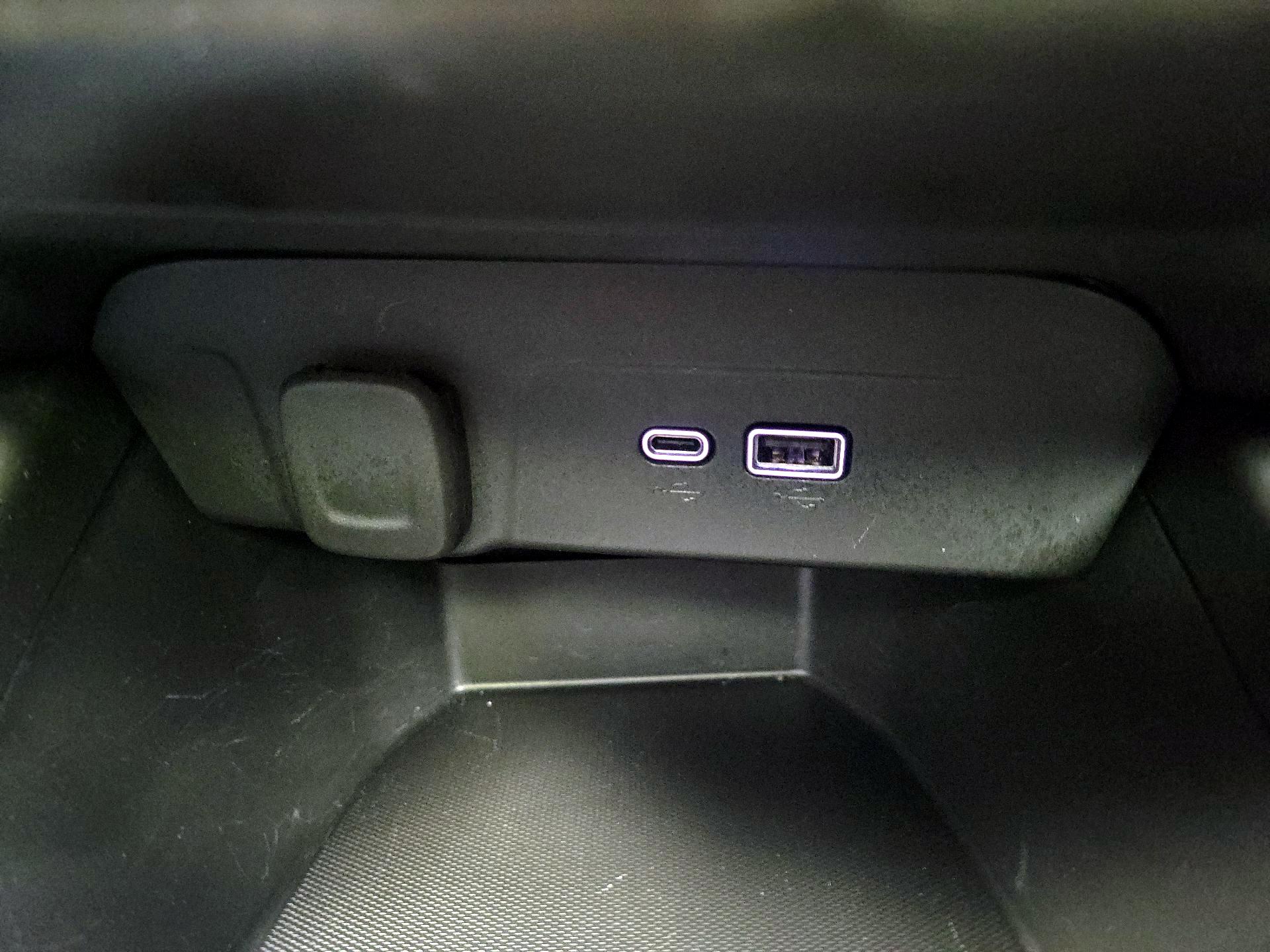 Thumbnail: 2024 Chevrolet Trax - 18