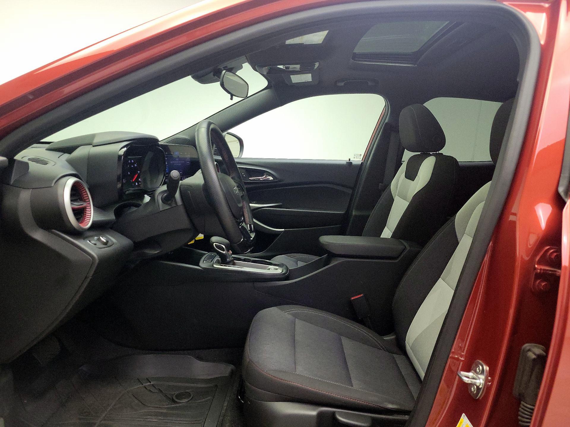 Thumbnail: 2024 Chevrolet Trax - 19