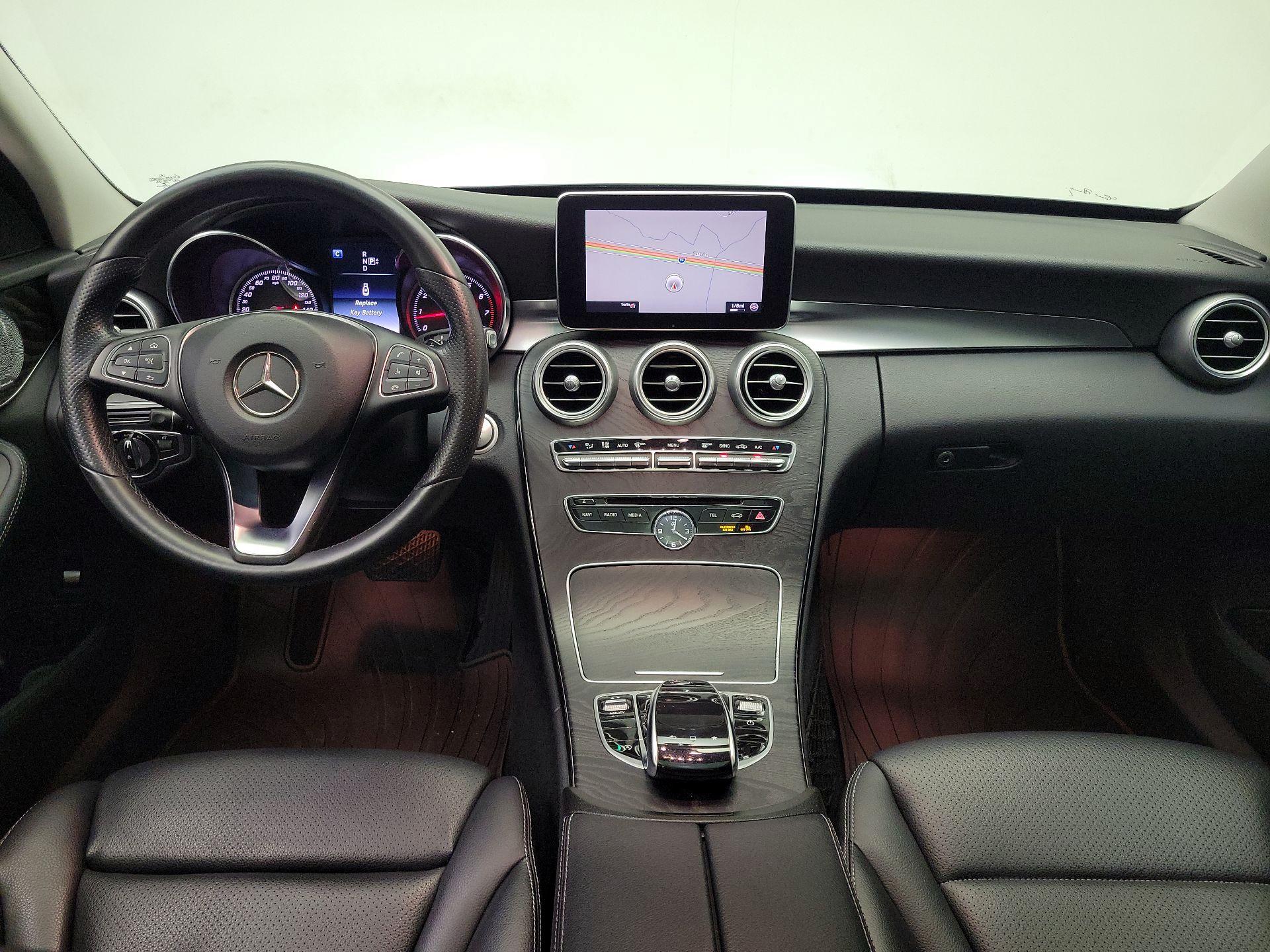 Thumbnail: 2015 Mercedes-Benz C-Class - 9