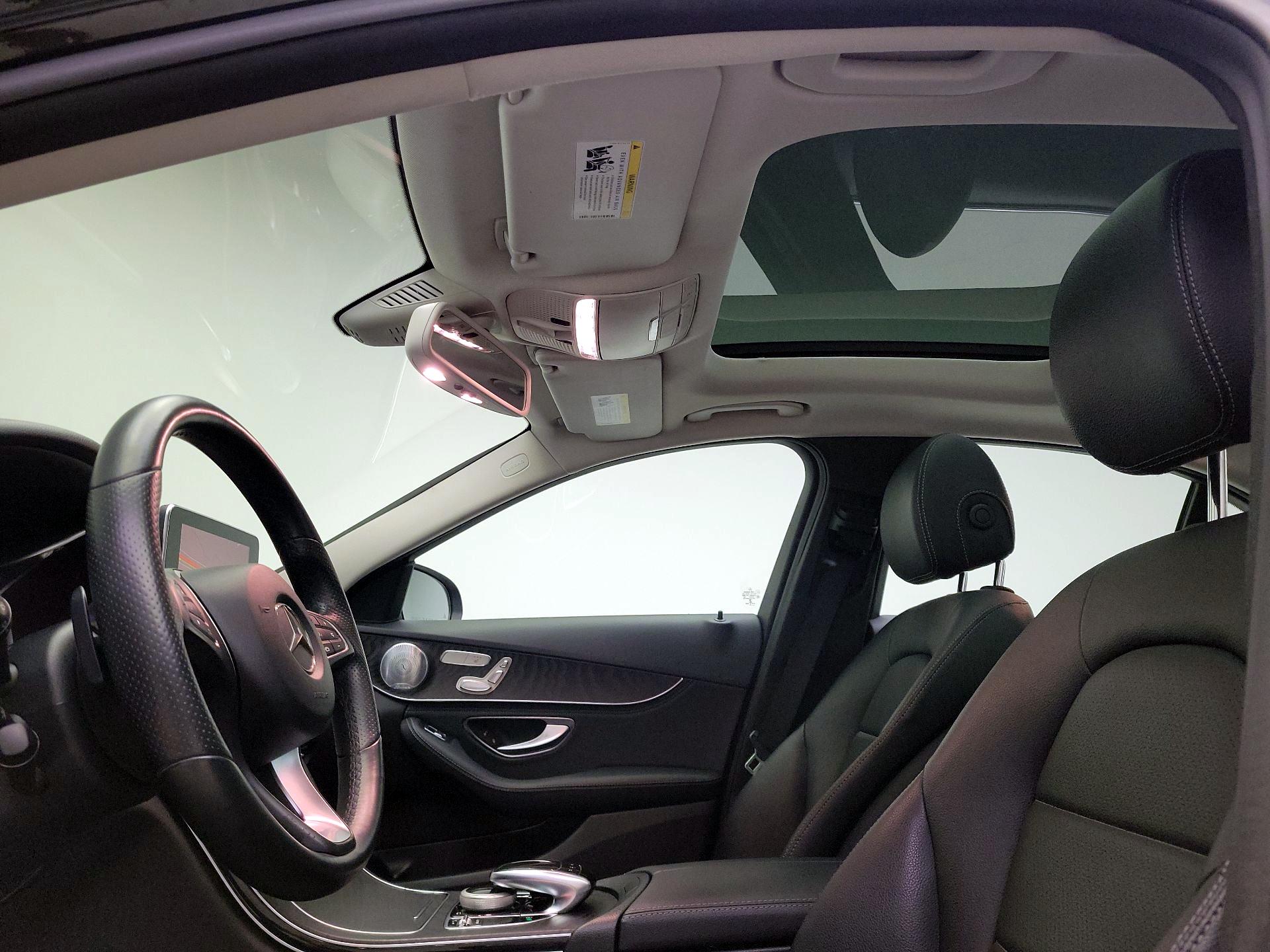 Thumbnail: 2015 Mercedes-Benz C-Class - 20