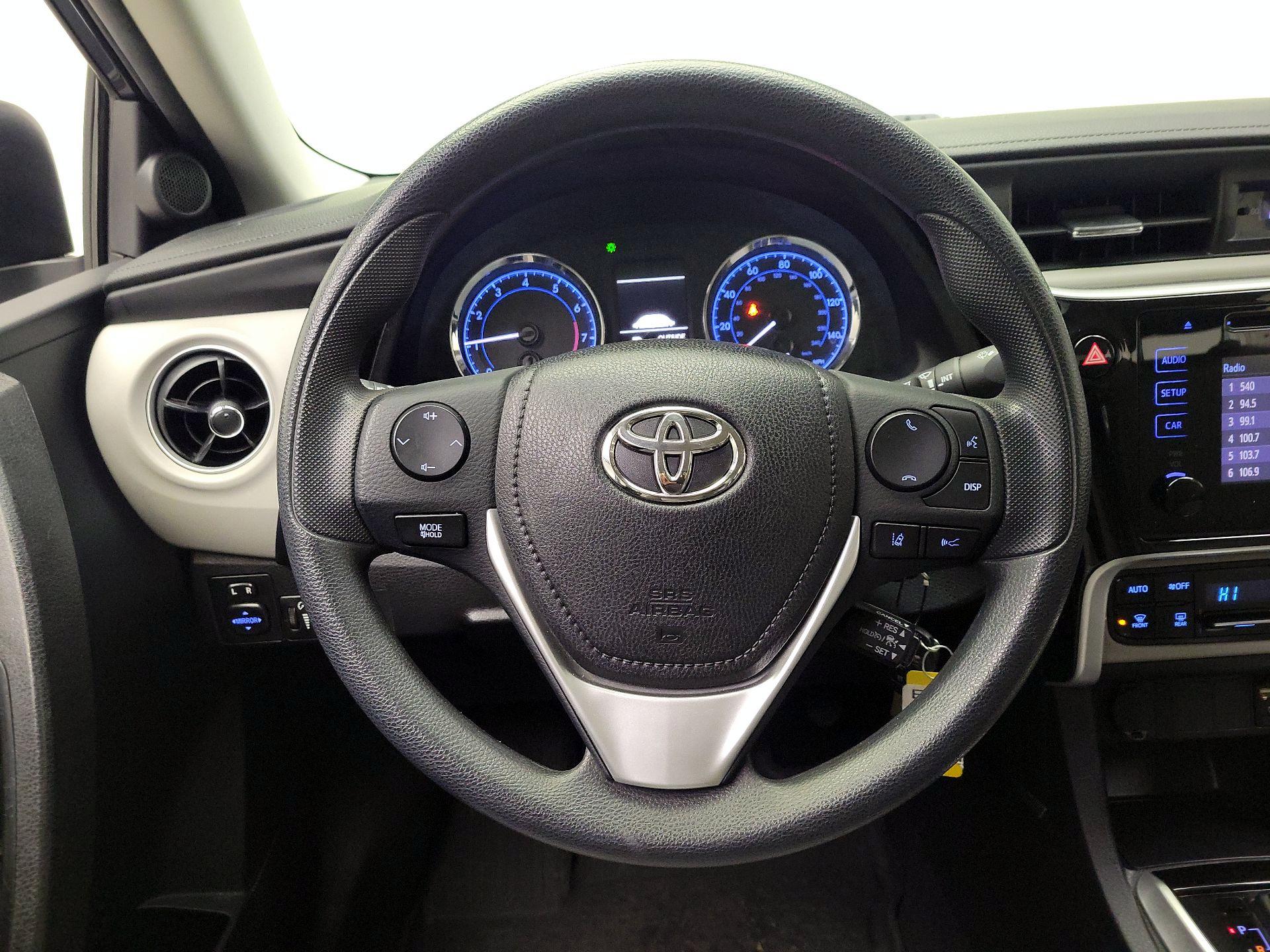 Thumbnail: 2018 Toyota Corolla - 10