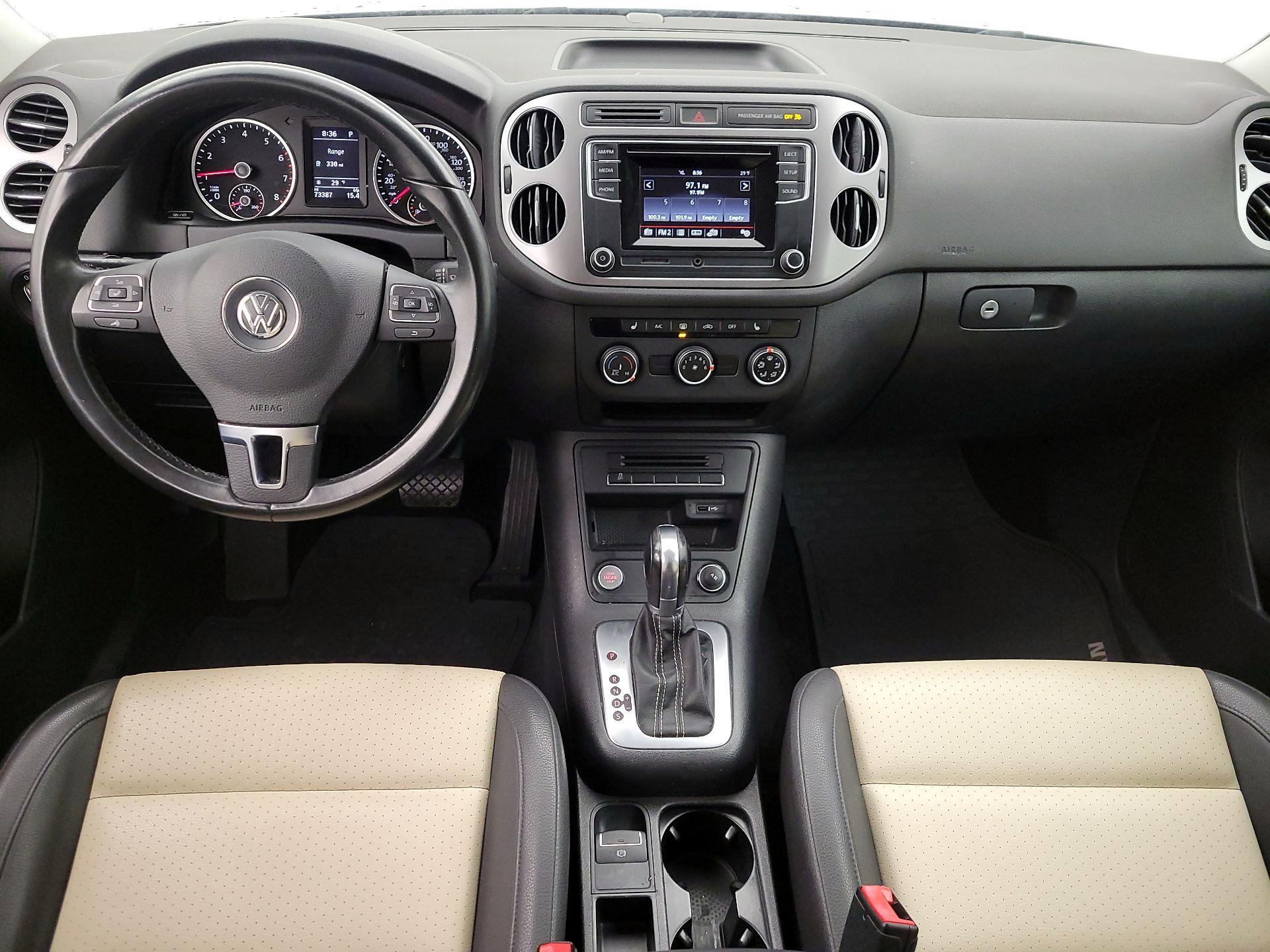 Thumbnail: 2016 Volkswagen Tiguan - 9