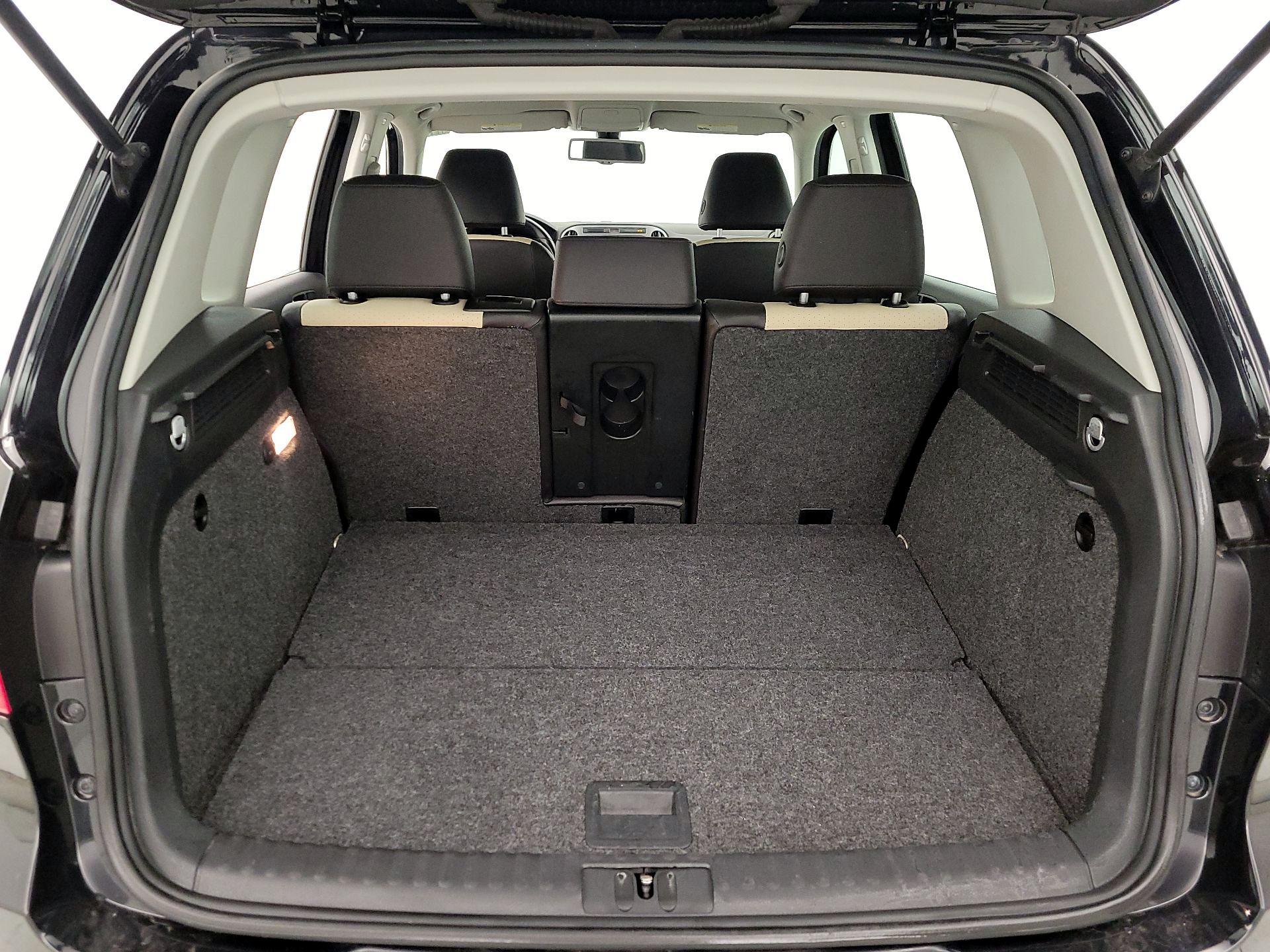 Thumbnail: 2016 Volkswagen Tiguan - 20