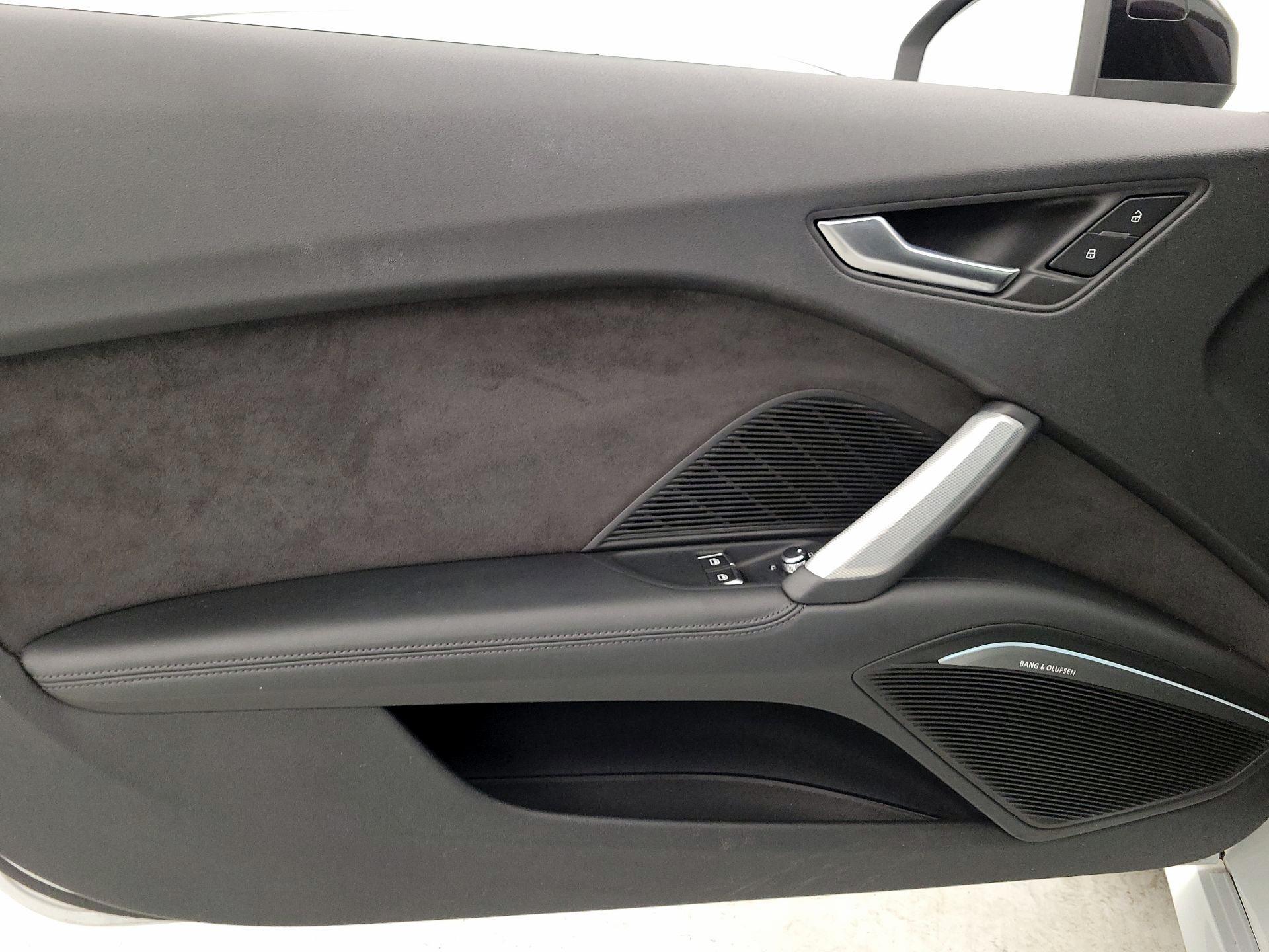 Thumbnail: 2017 Audi TT - 12