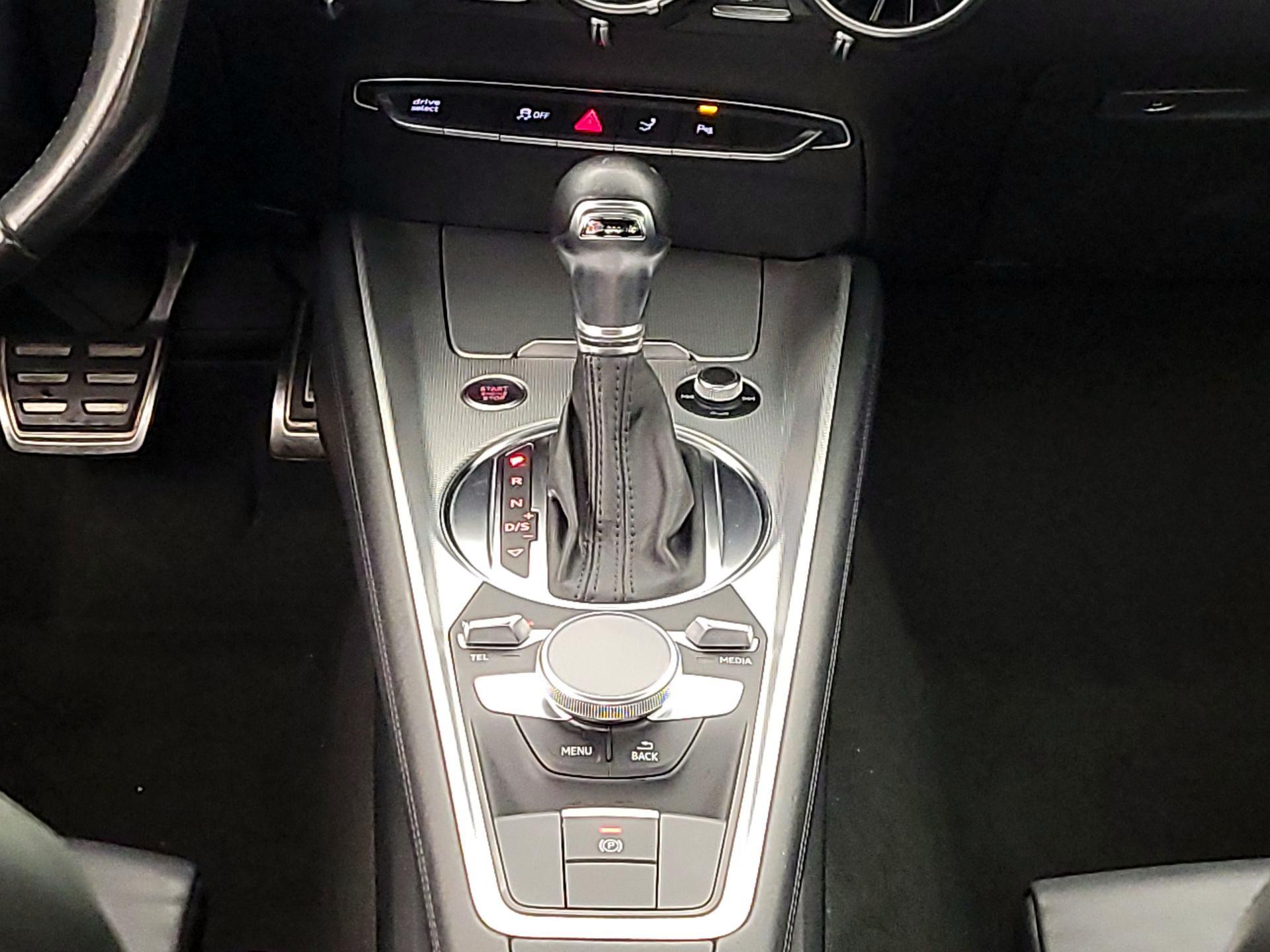 Thumbnail: 2017 Audi TT - 18