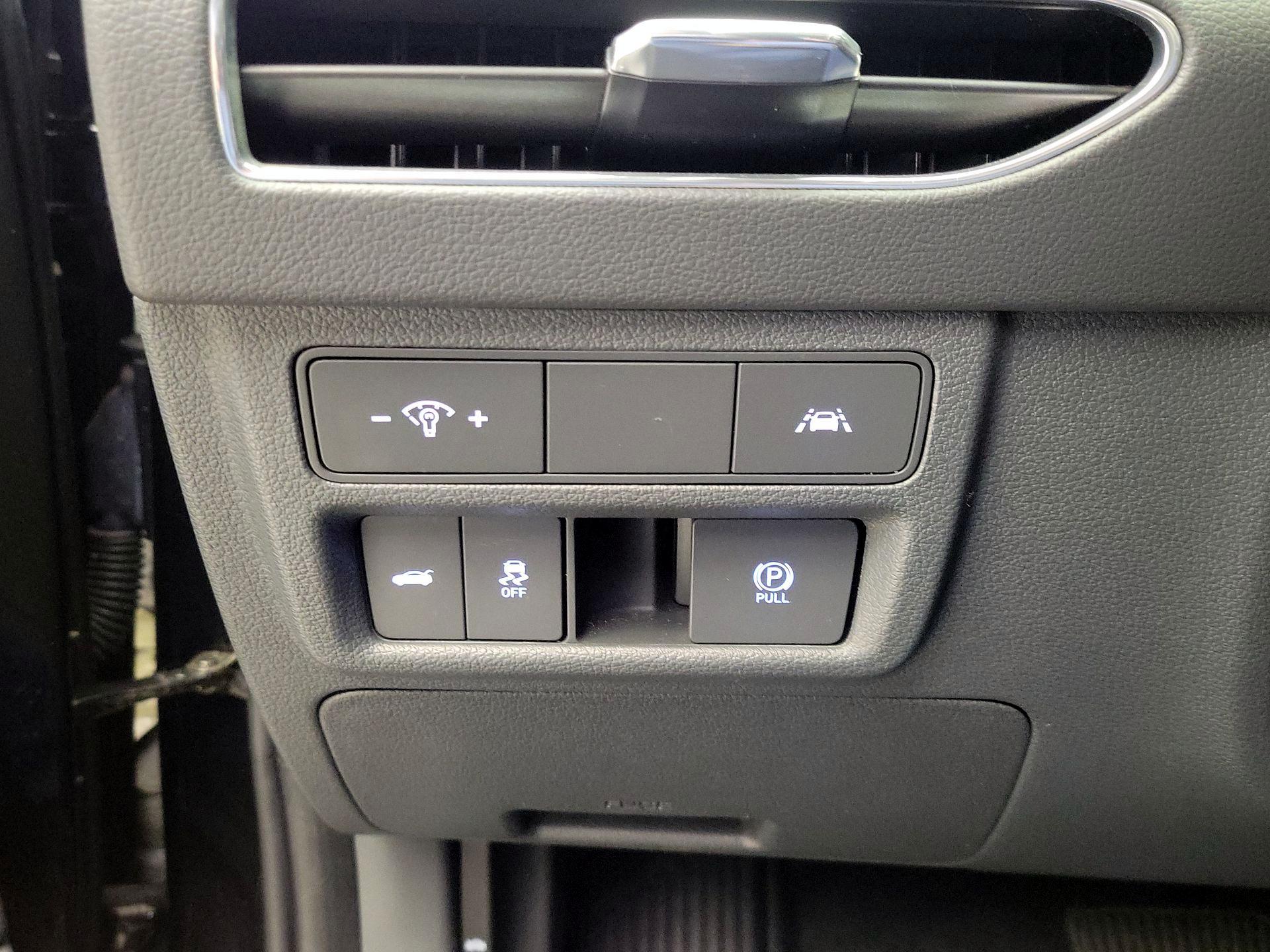 Thumbnail: 2022 Hyundai Sonata - 13