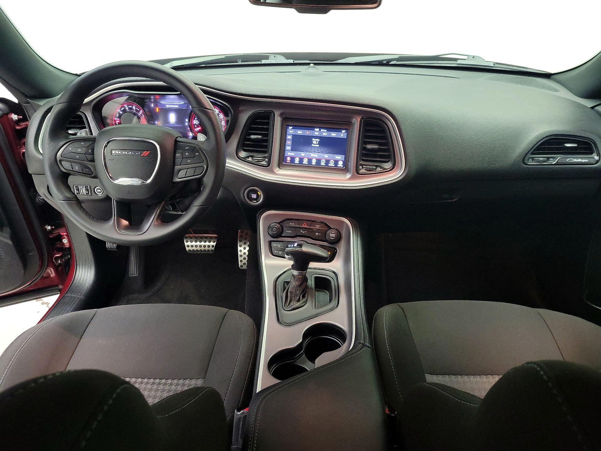 Thumbnail: 2022 Dodge Challenger - 9