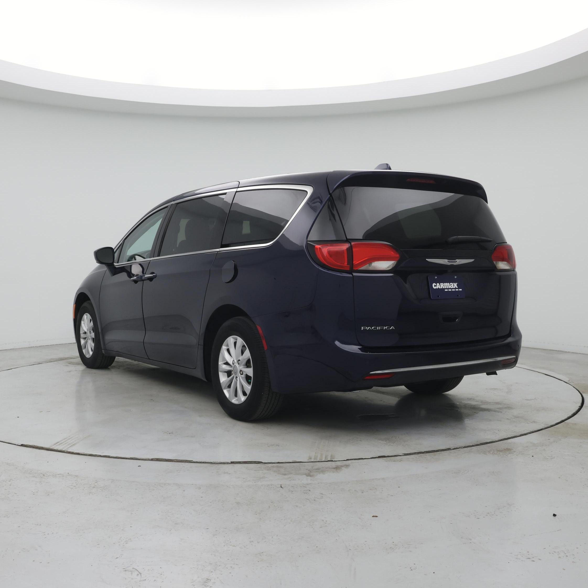 Thumbnail: 2019 Chrysler Pacifica - 2