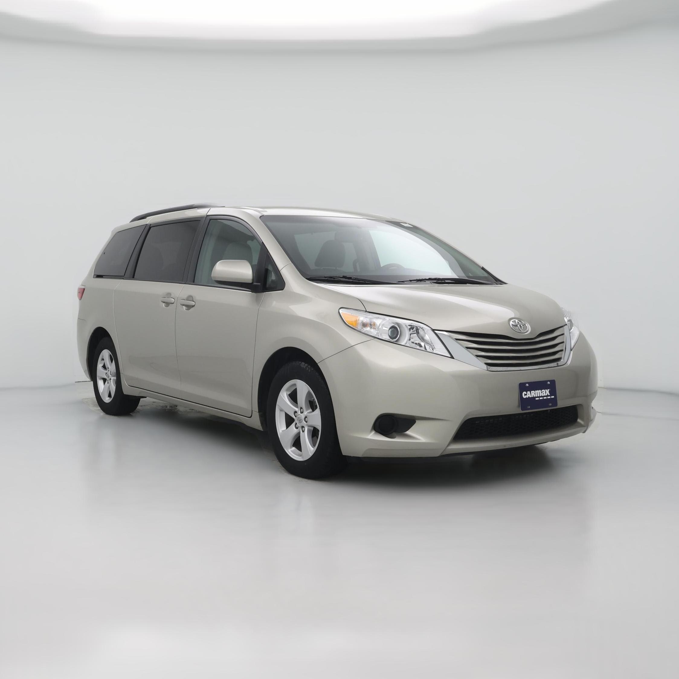 Thumbnail: 2016 Toyota Sienna - 1