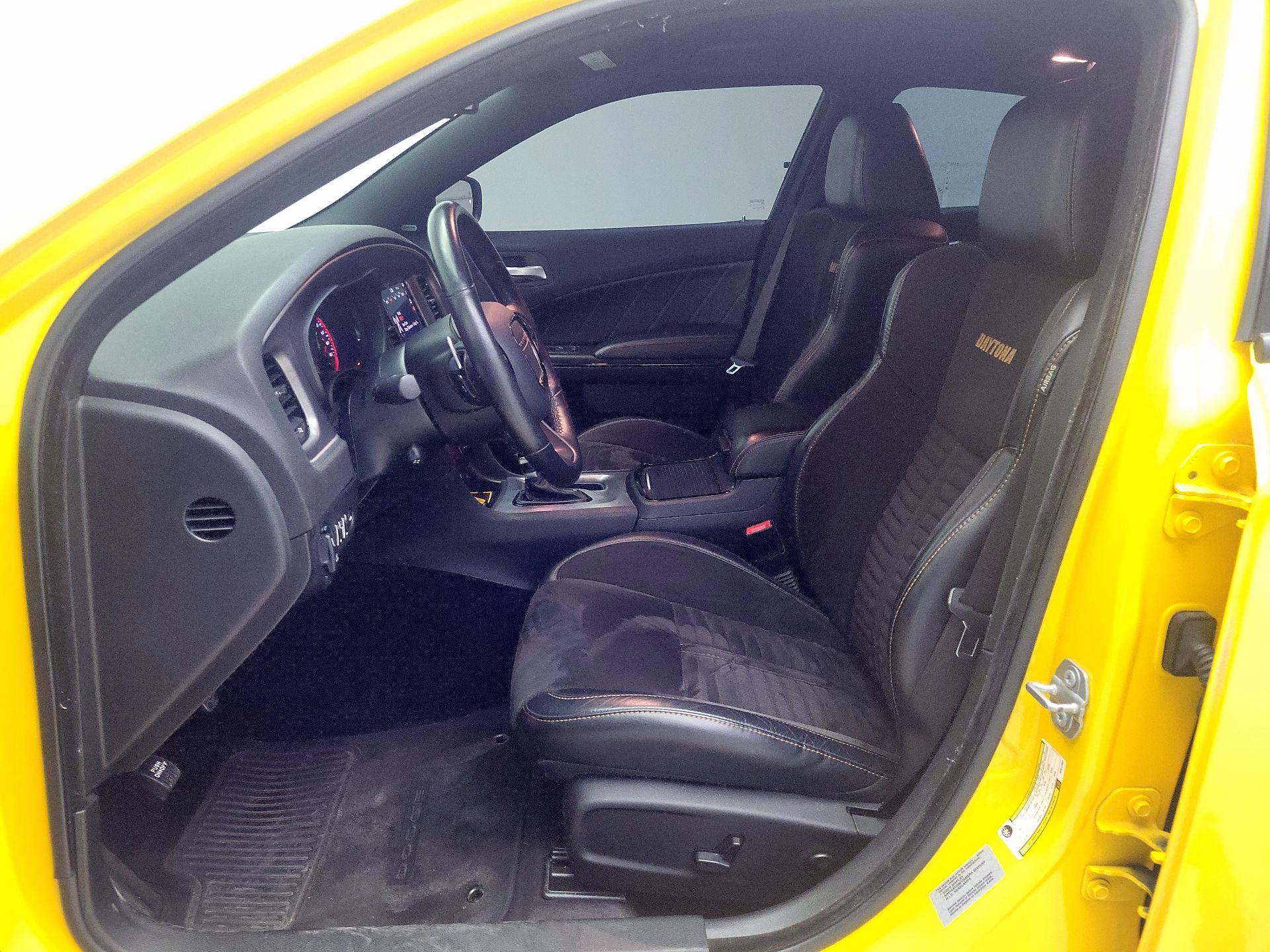 Thumbnail: 2017 Dodge Charger - 11