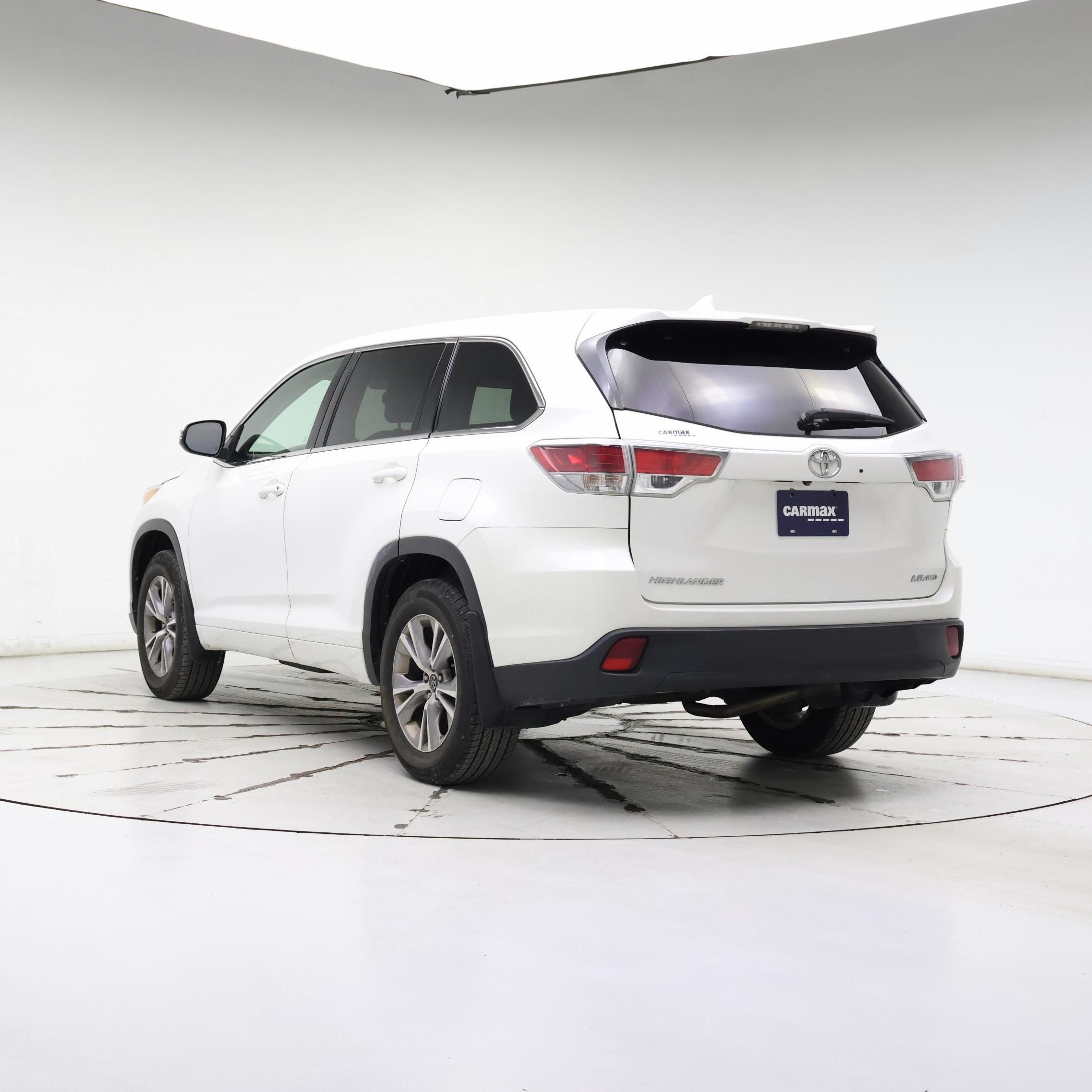 Thumbnail: 2016 Toyota Highlander - 2