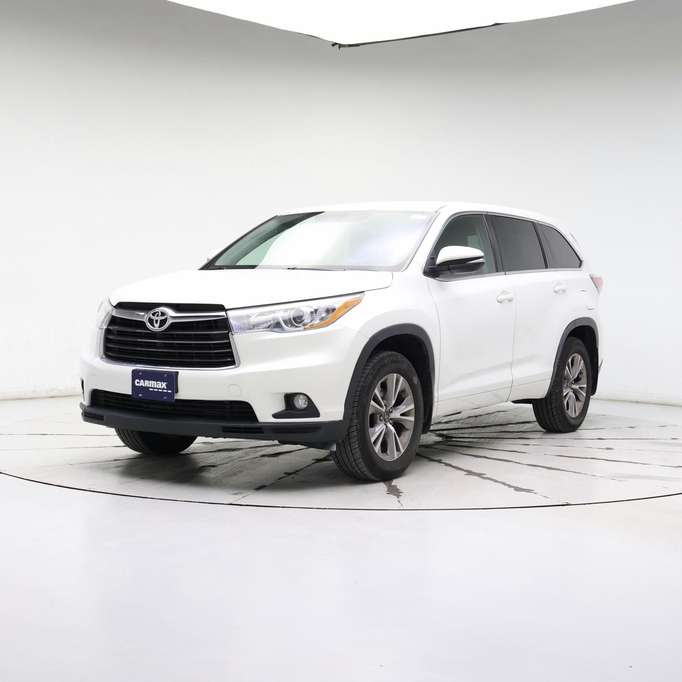 Thumbnail: 2016 Toyota Highlander - 4