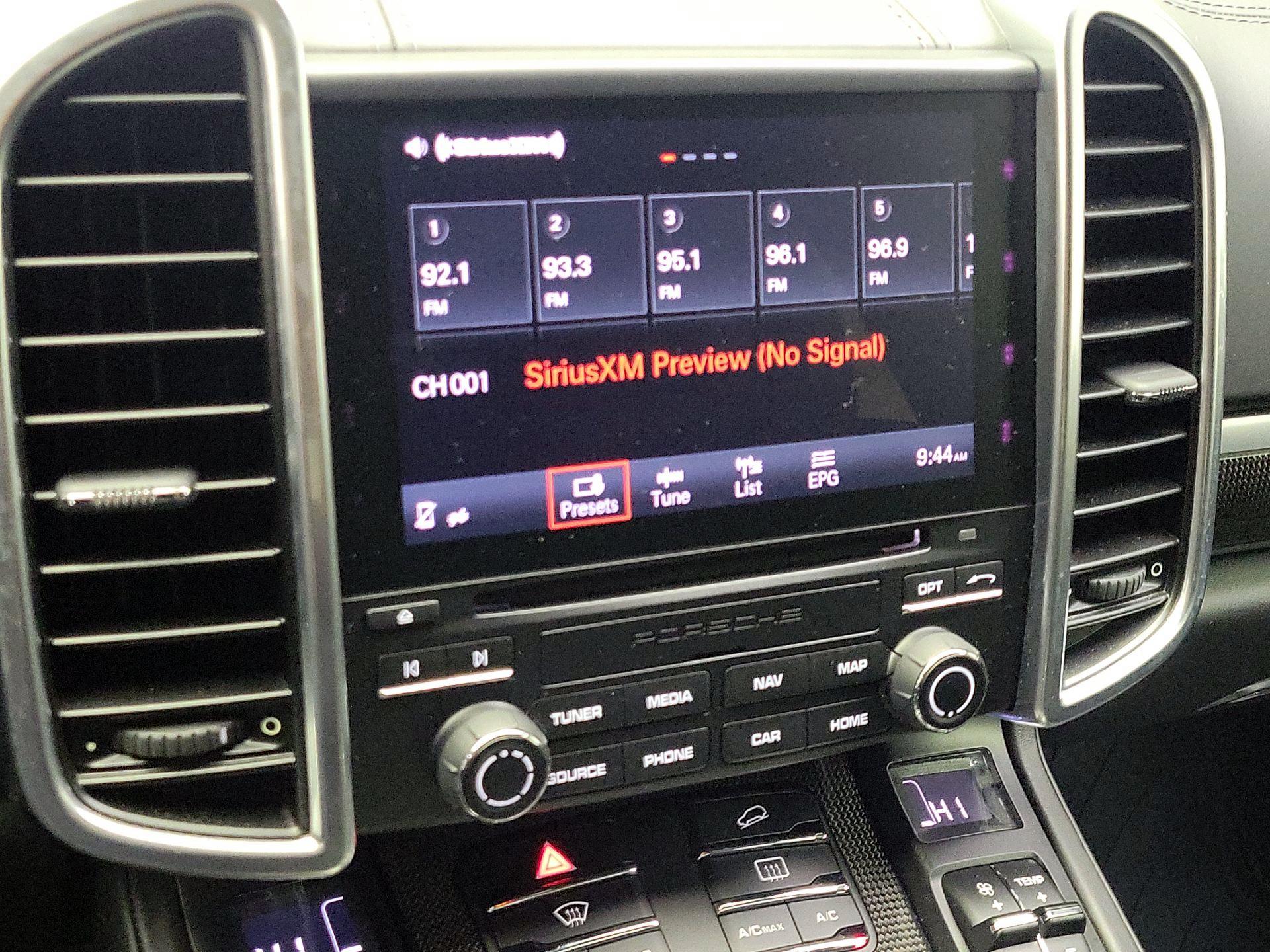 Thumbnail: 2017 Porsche Cayenne - 16