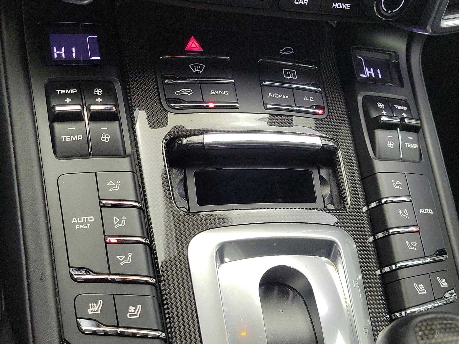 Thumbnail: 2017 Porsche Cayenne - 17