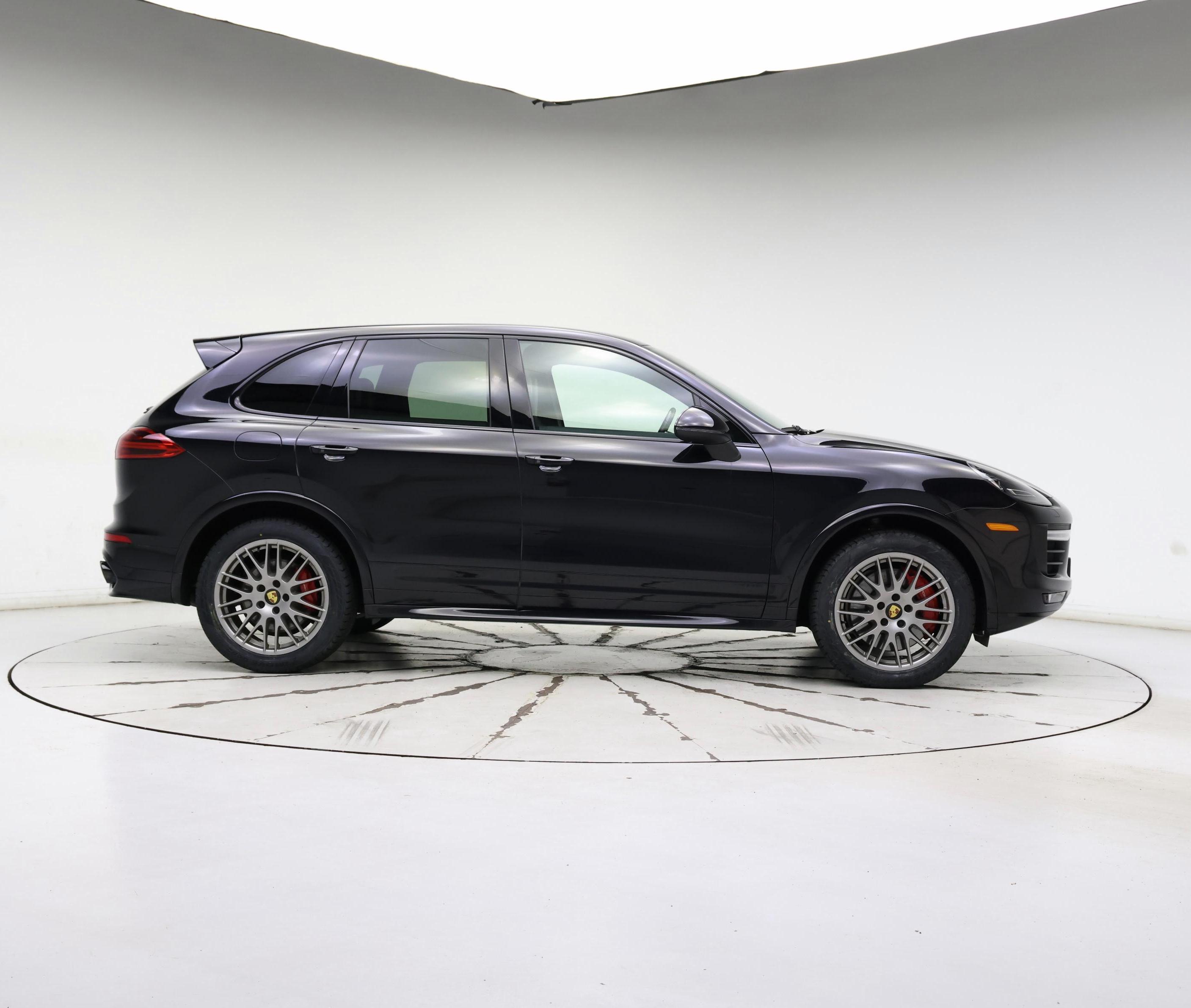 Thumbnail: 2017 Porsche Cayenne - 7
