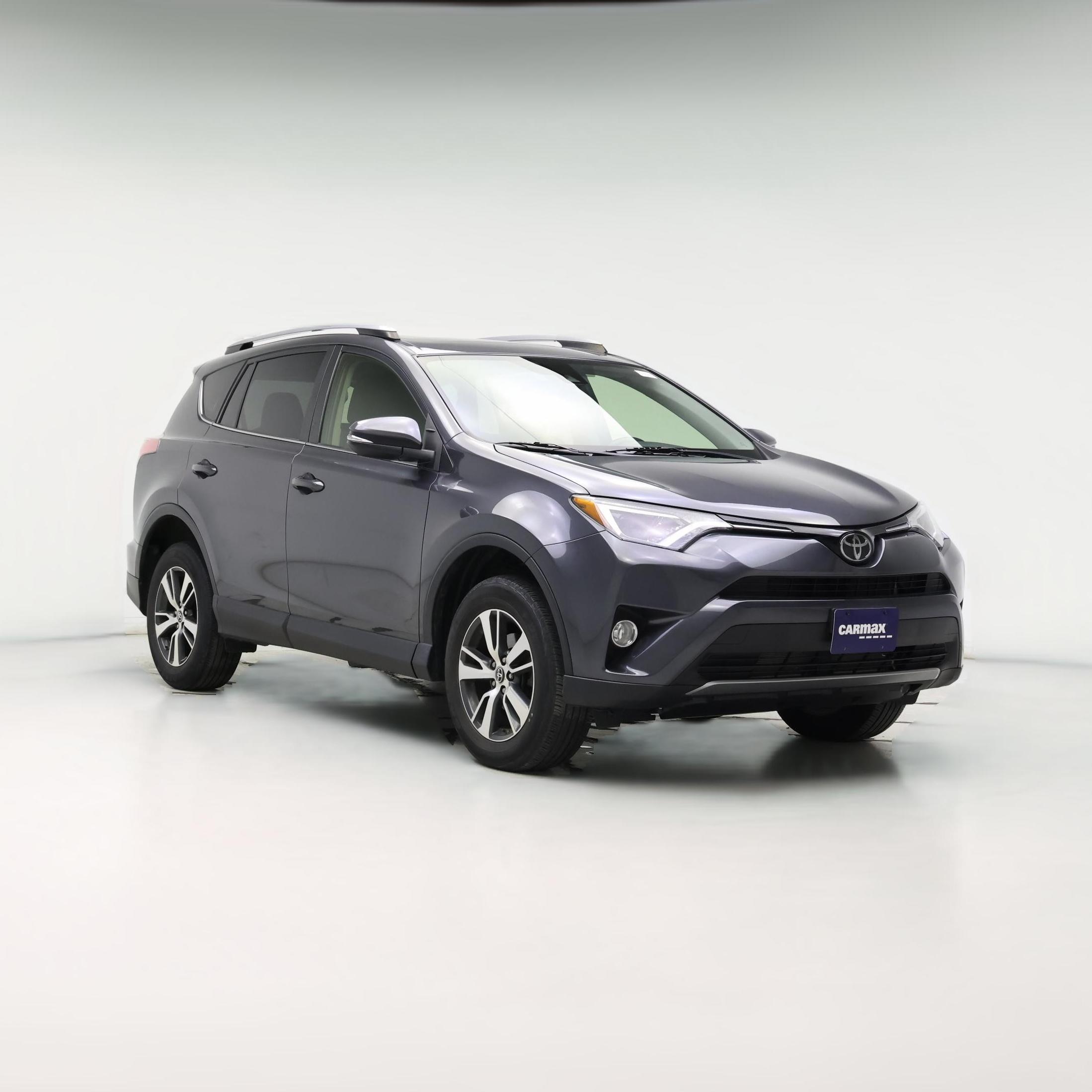 Thumbnail: 2018 Toyota RAV4 - 1