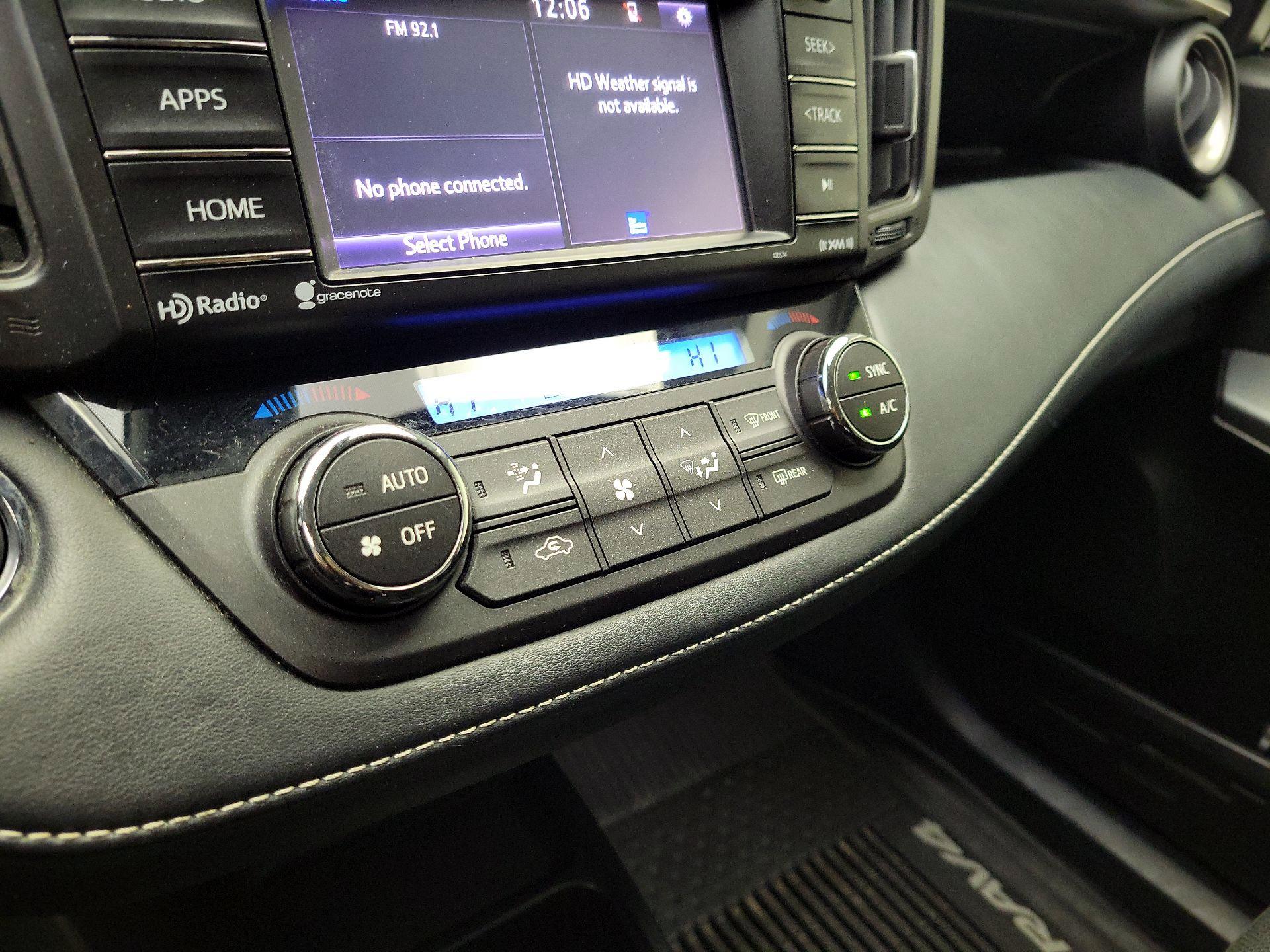 Thumbnail: 2018 Toyota RAV4 - 16