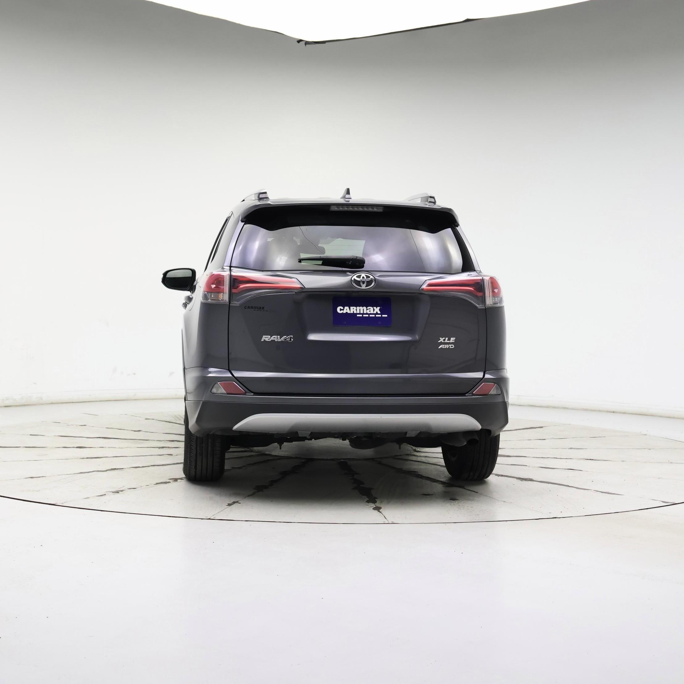 Thumbnail: 2018 Toyota RAV4 - 6