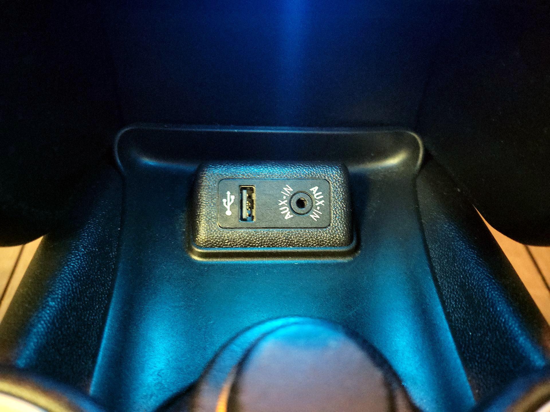 Thumbnail: 2015 MINI Cooper - 16